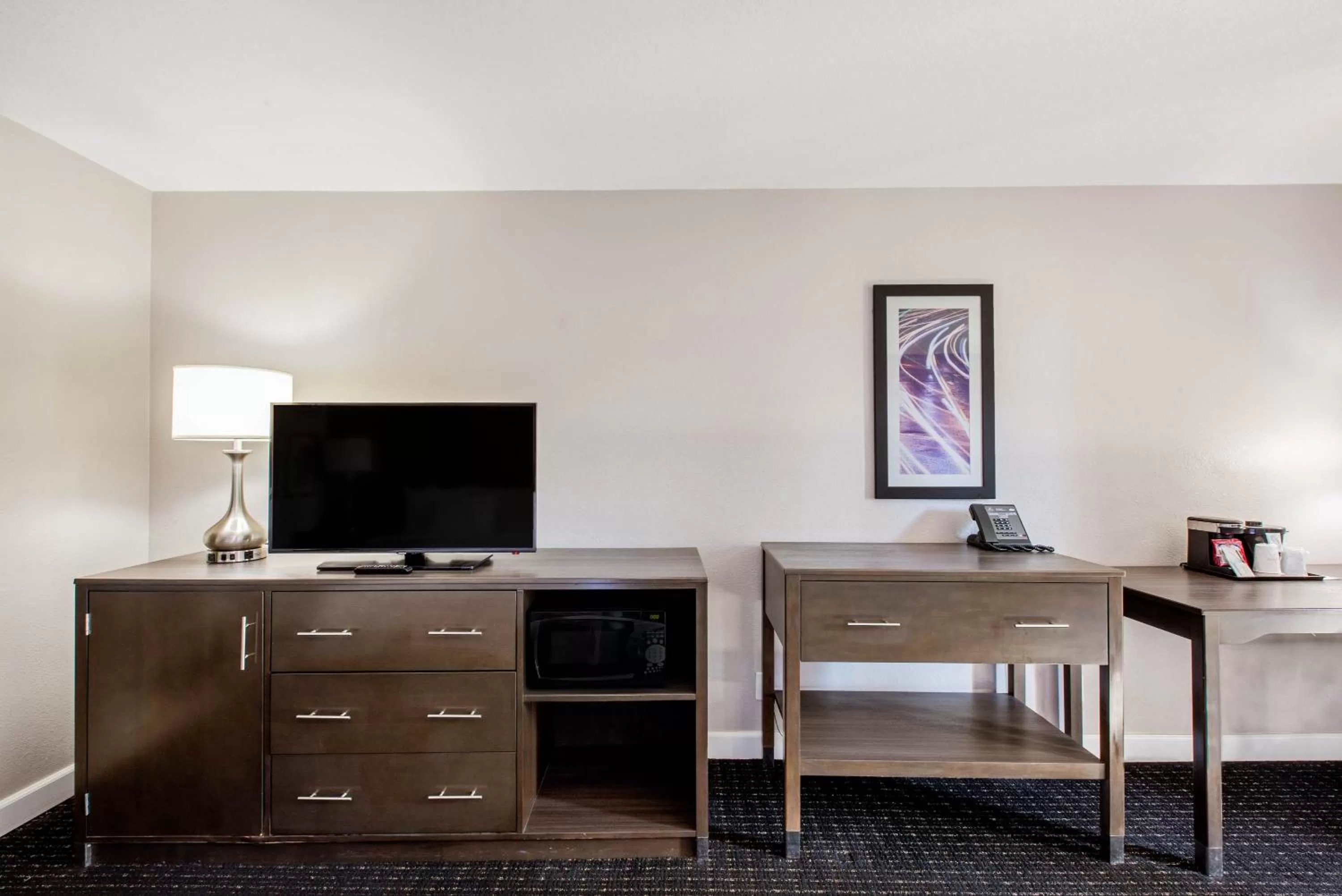 TV and multimedia in La Quinta by Wyndham Pomona