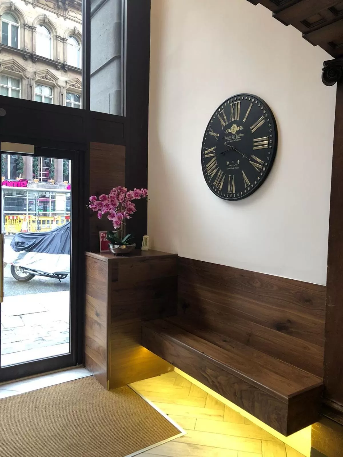 Lobby or reception in Terlon Apartments