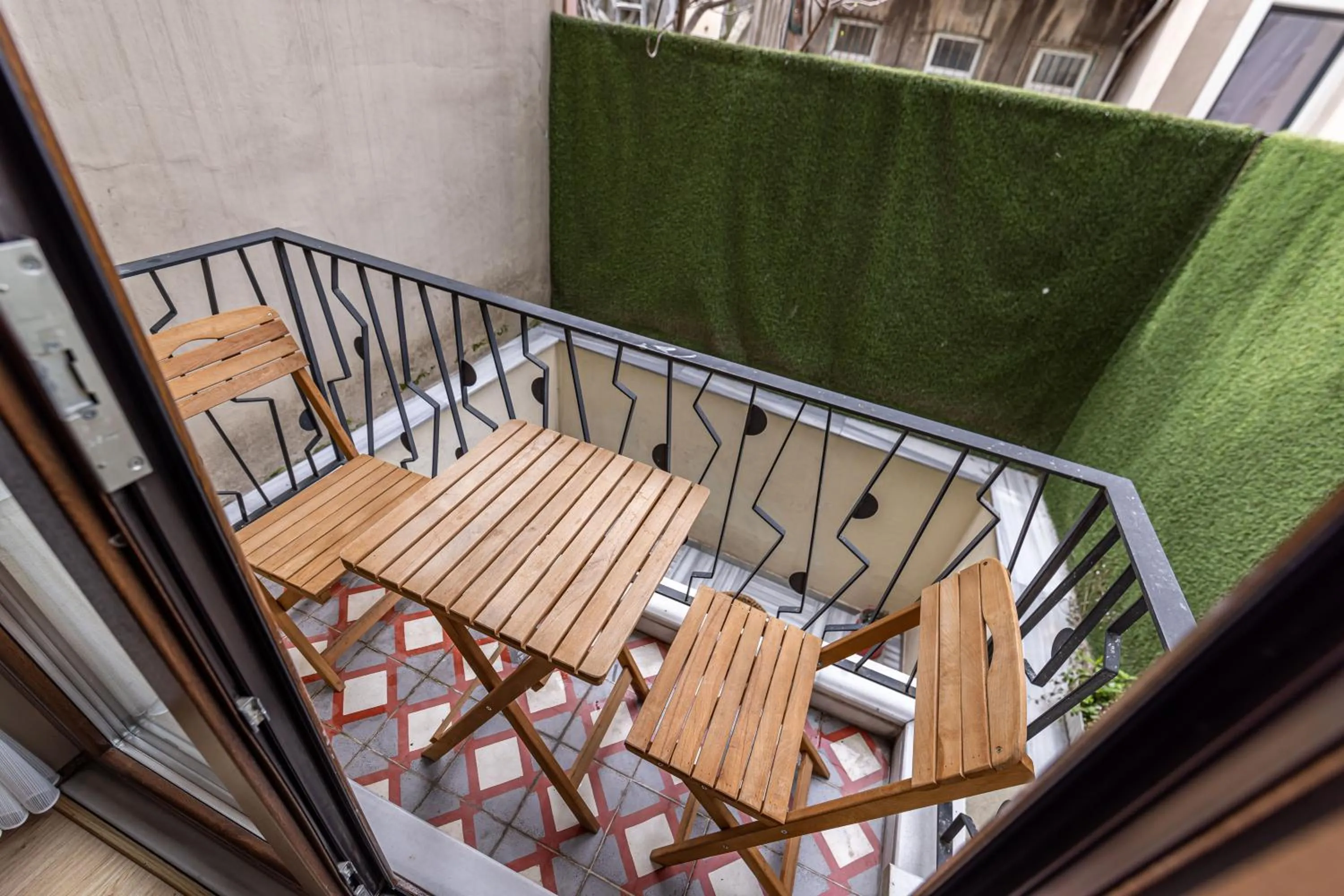 Balcony/Terrace in Calanthe Residence