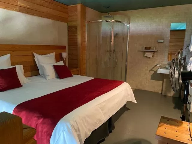 Bed in Casino Circus d'Allevard