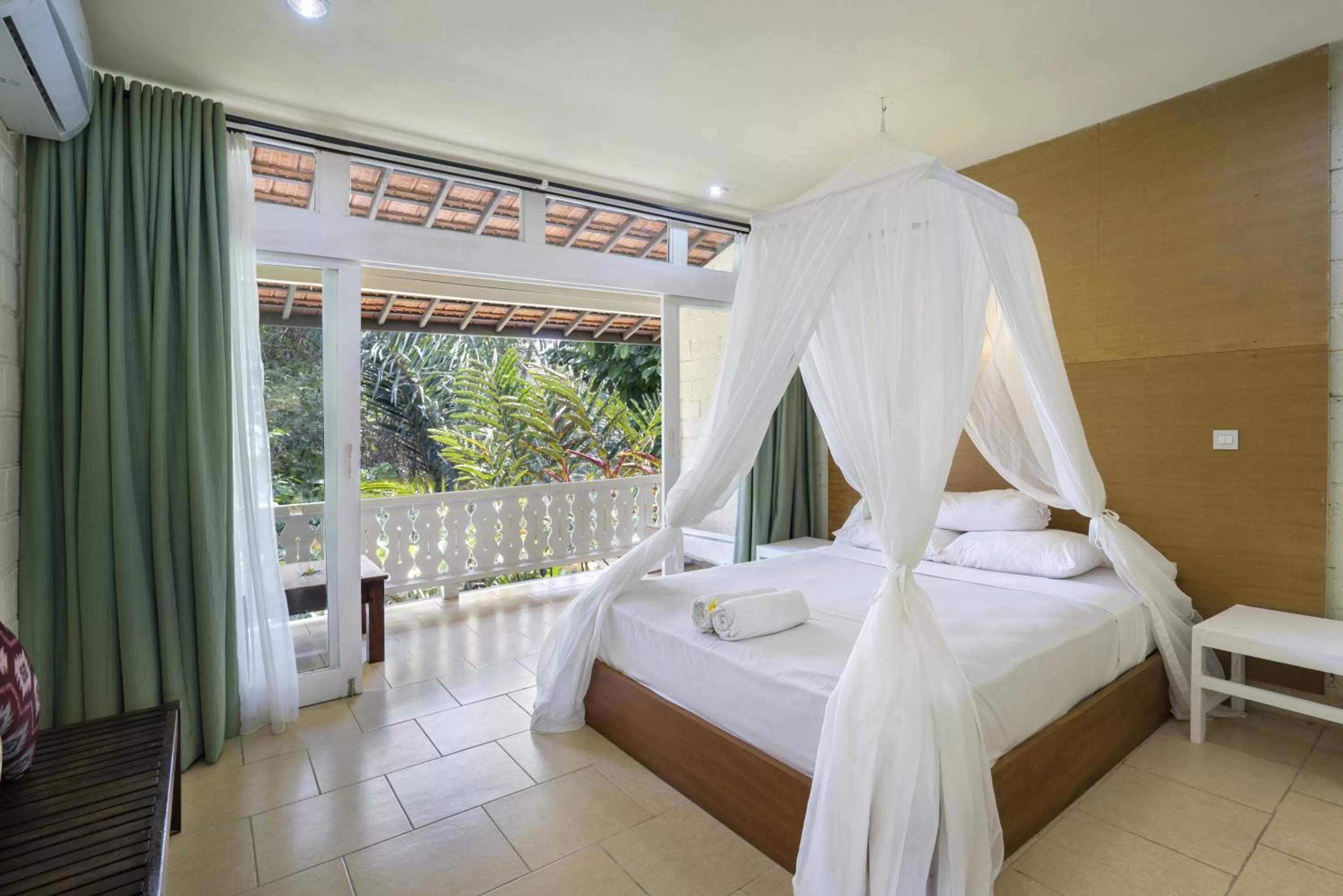 Day, Bed in Ubud Sari Health Resort
