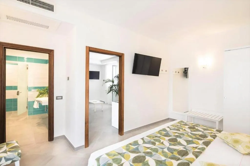 Bed in Hotel Terme Royal Palm