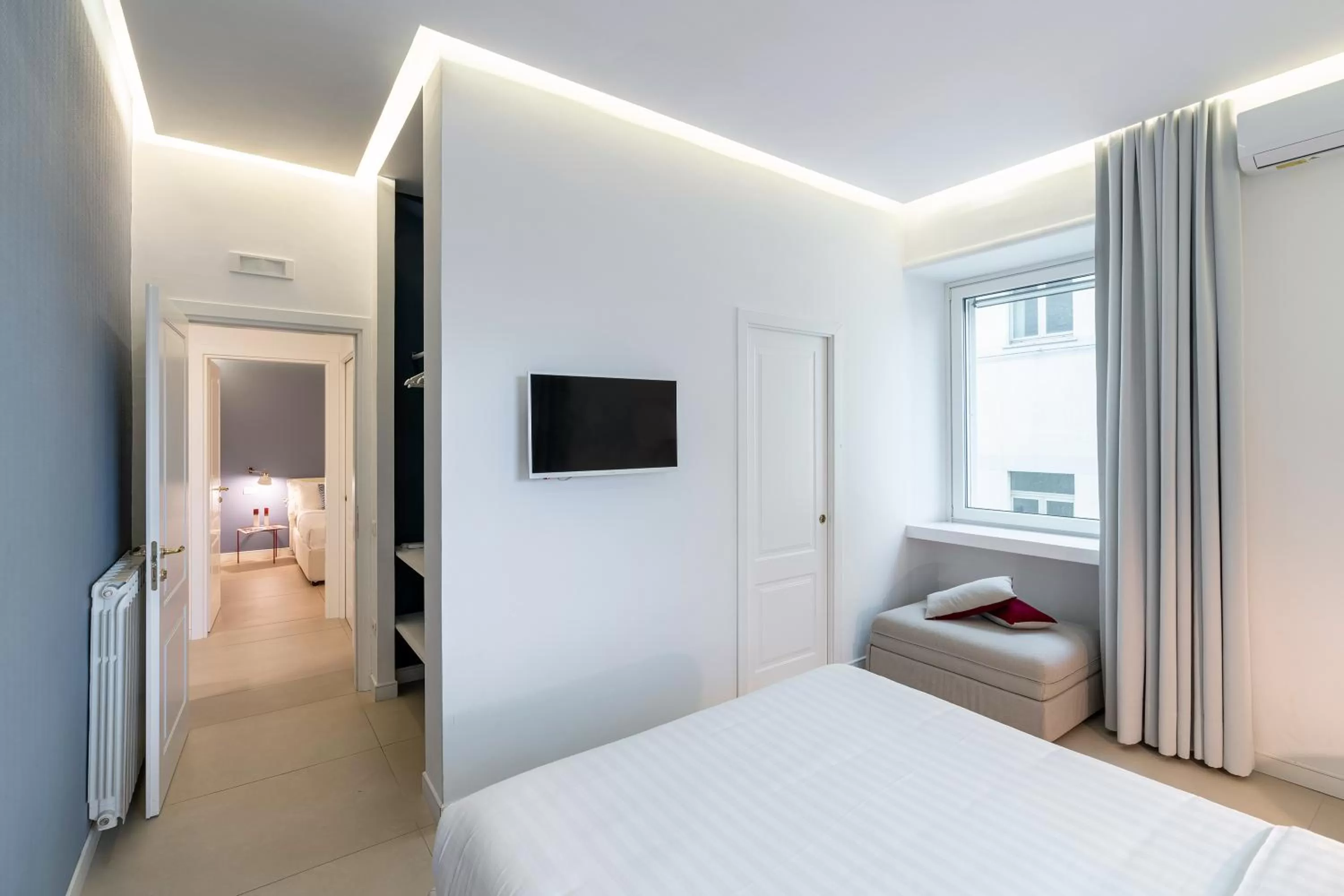 TV and multimedia, Bed in Starhost - PETIT B&B