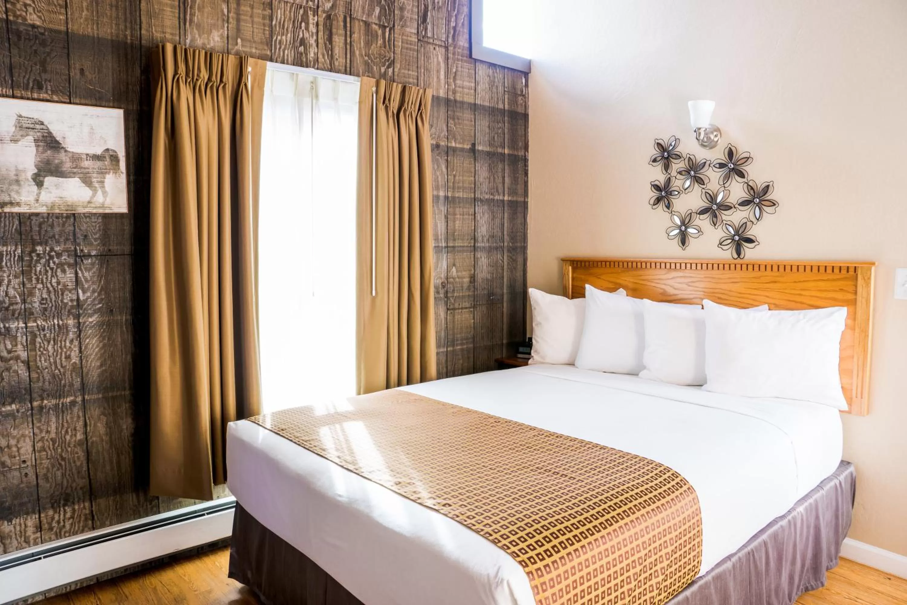 Bed in Murphy's Resort