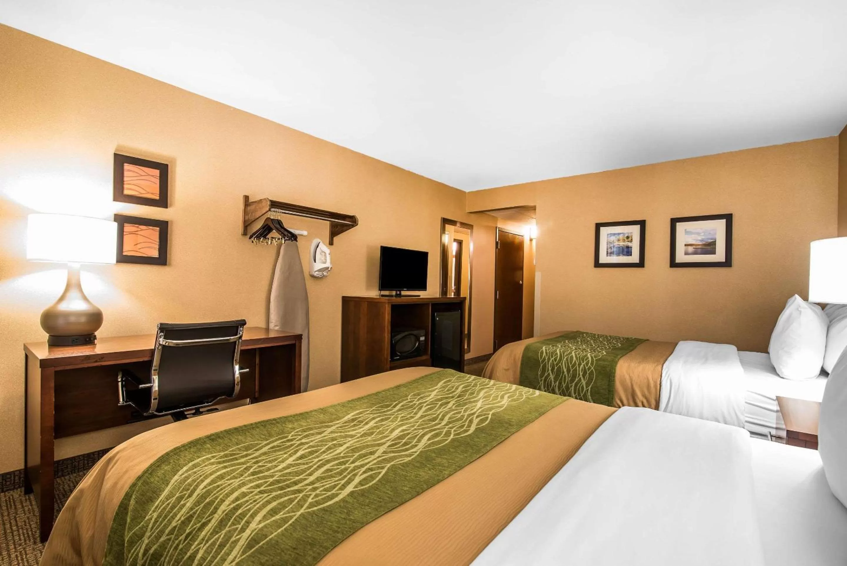 Photo of the whole room, Bed in Quality Inn & Suites Towanda