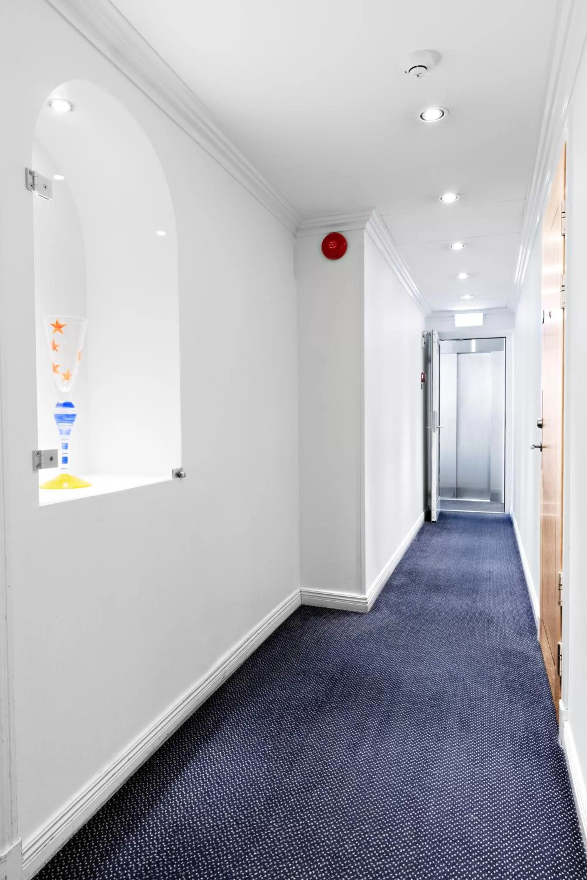 Property building in Center Hotel - Sure Hotel by Best Western