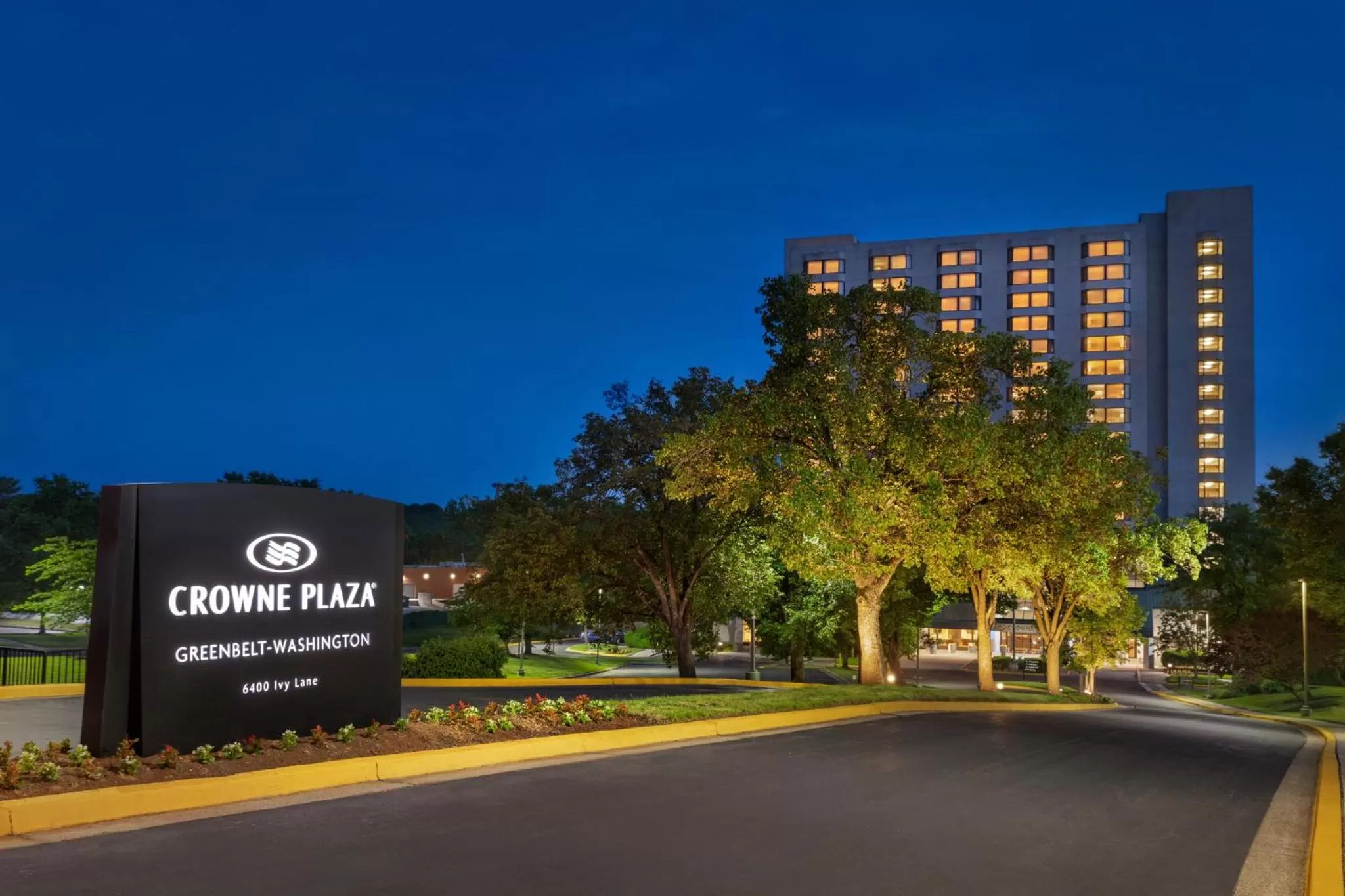 Property building in Crowne Plaza College Park - Washington DC by IHG