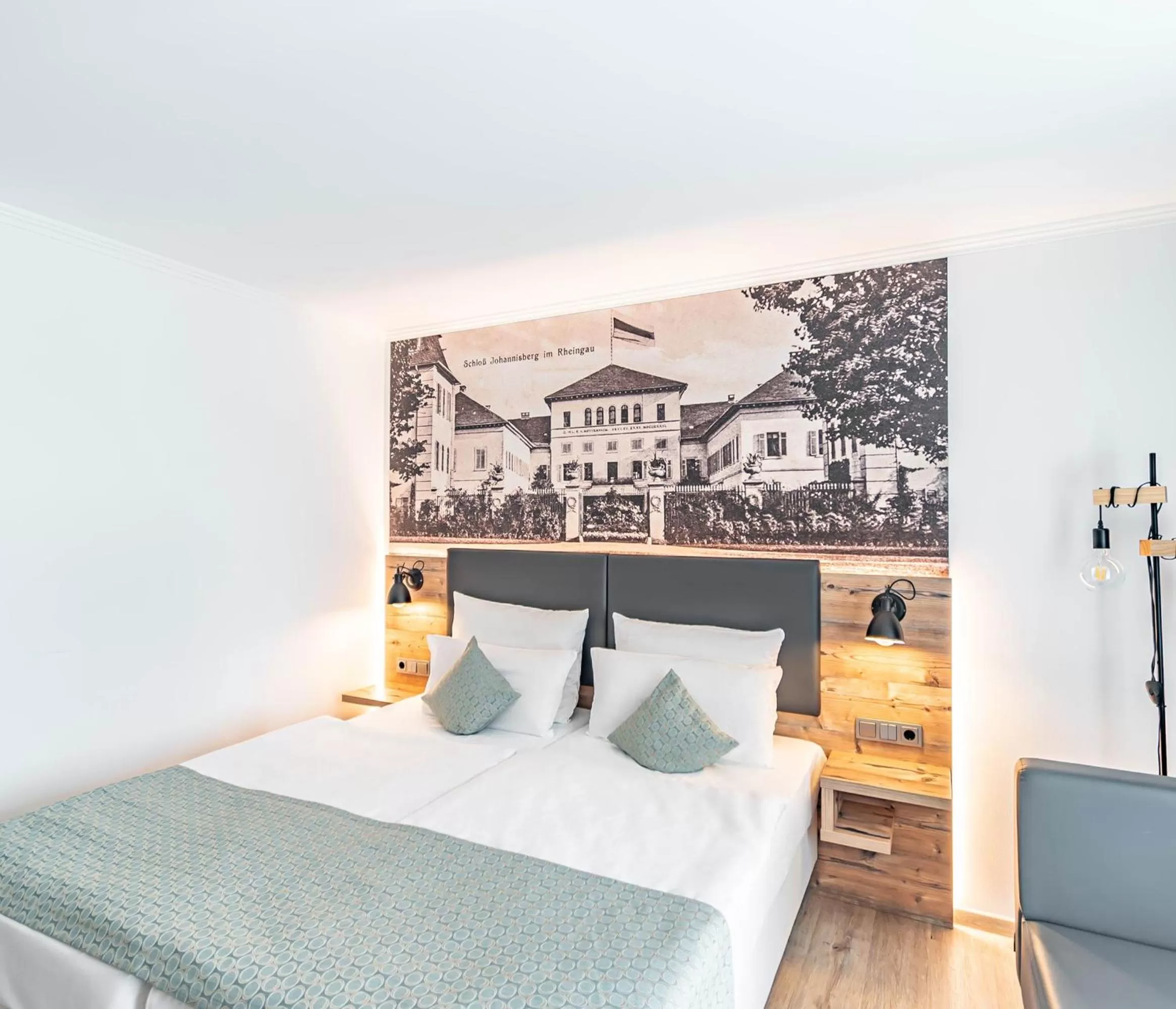 Photo of the whole room, Bed in Parkhotel Sonnenberg