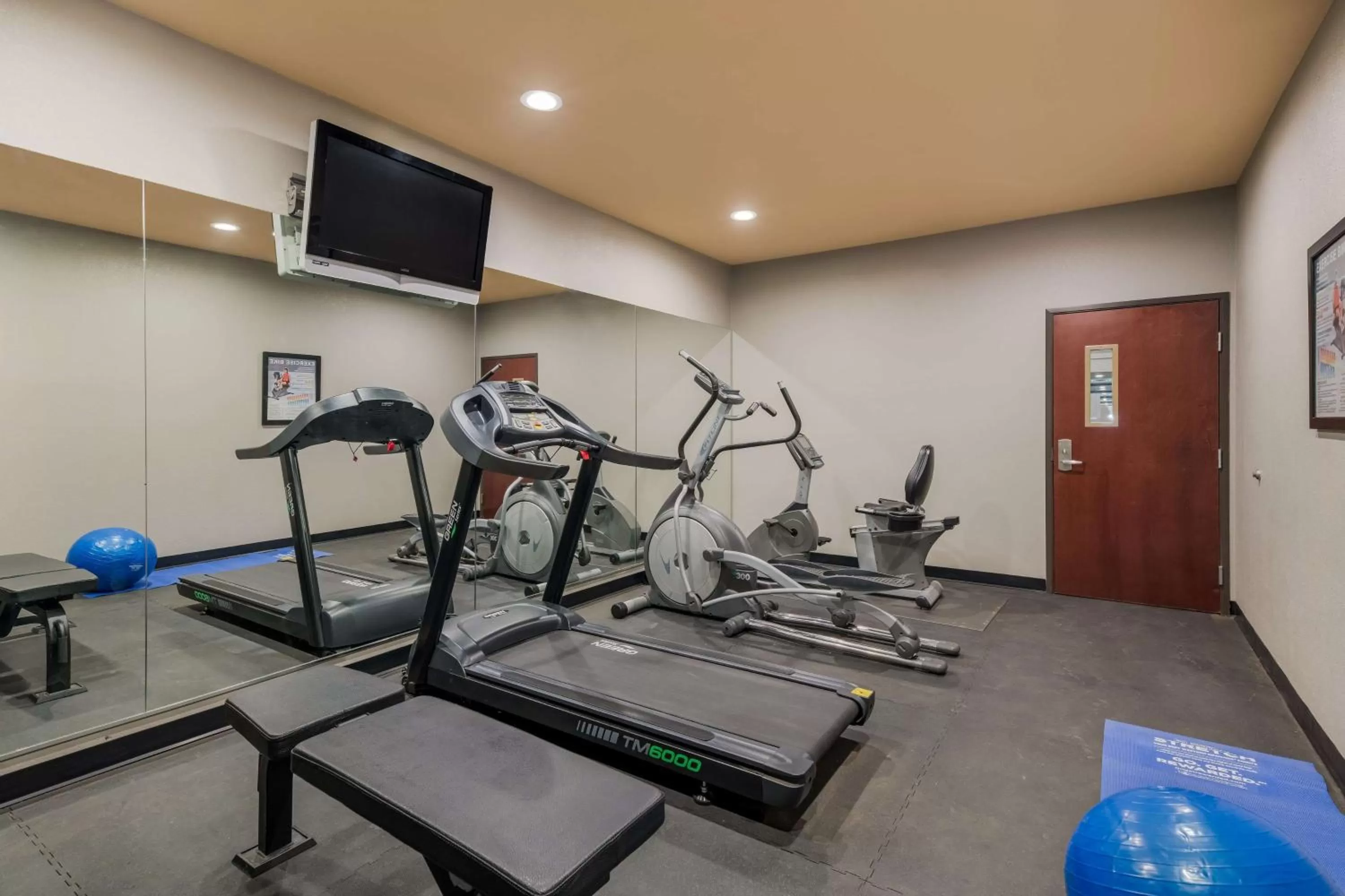 Fitness centre/facilities in Best Western South Plains Inn & Suites