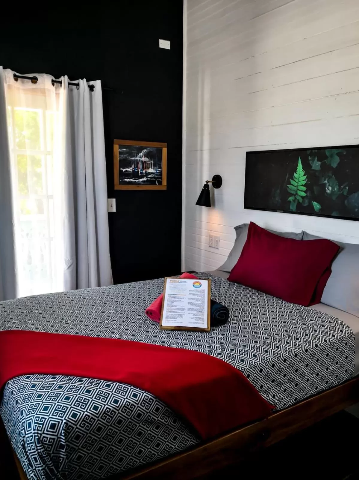 Bedroom, Bed in Barrbra BnB Over The Sea