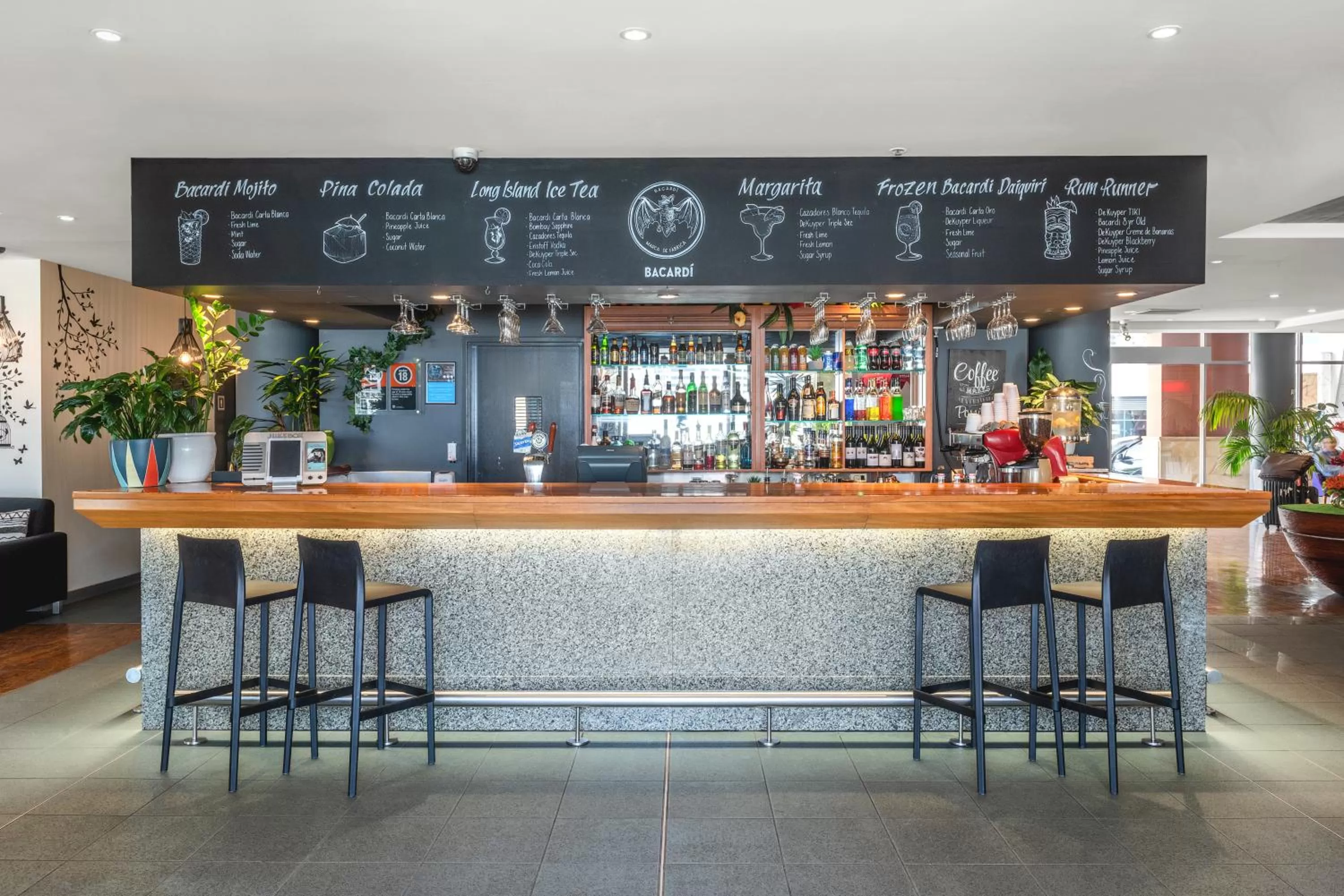 Restaurant/places to eat in ibis Sydney Darling Harbour