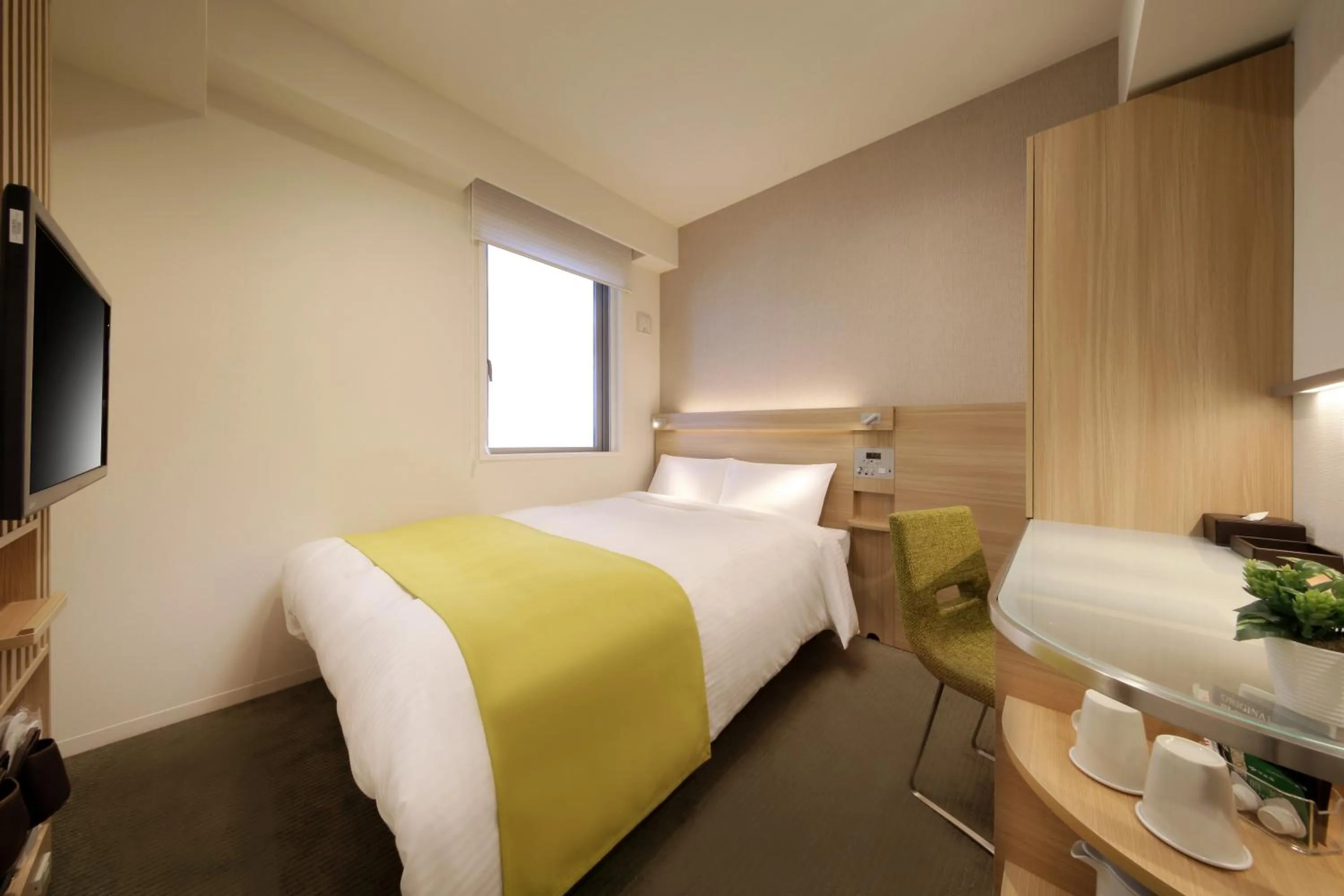 Standard Single Room - Non Smoking in Keio Presso Inn Hamamatsucho