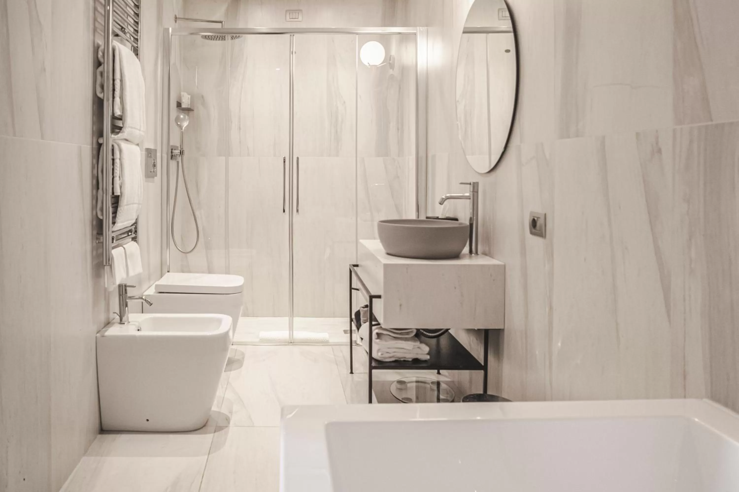 Bathroom in Palazzo Cornalia