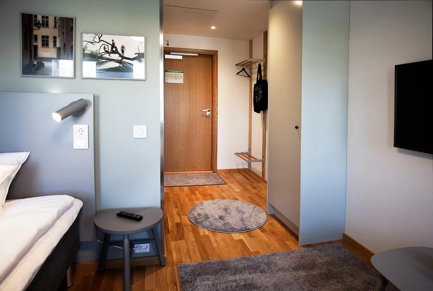 Photo of the whole room in First Hotel The Studio