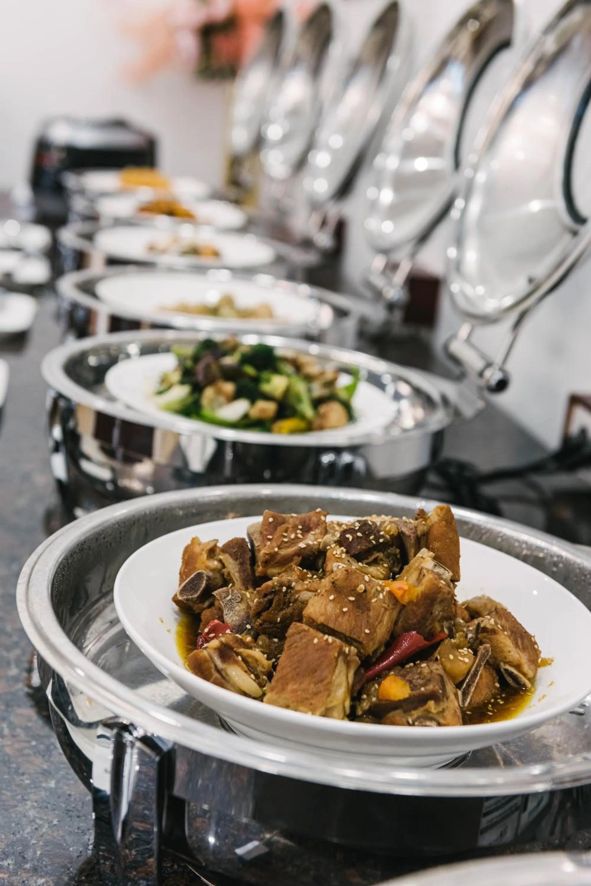 Breakfast in GoldOne Hotel & Suites