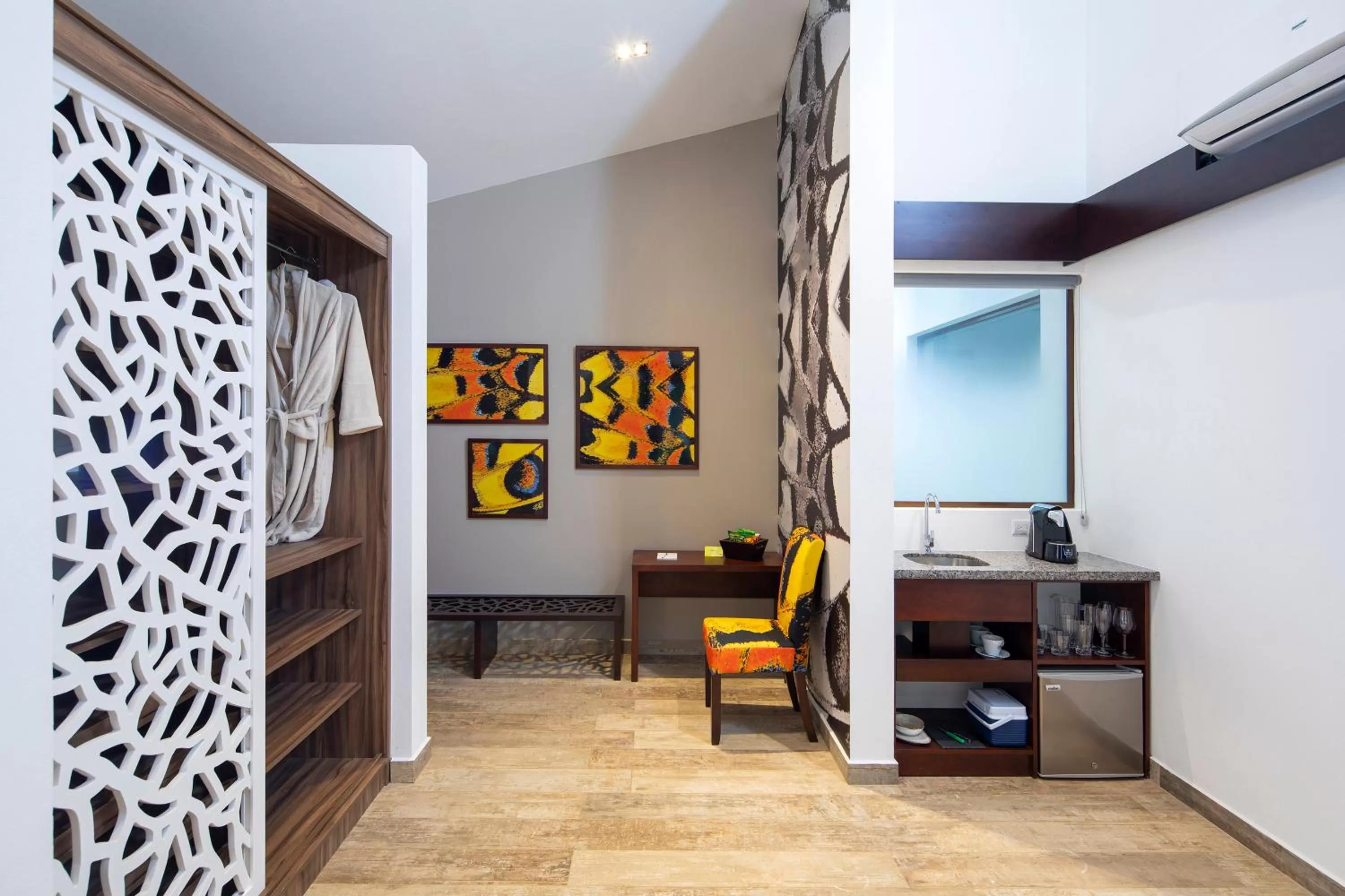 Facade/entrance in Pumilio Mountain & Ocean Hotel