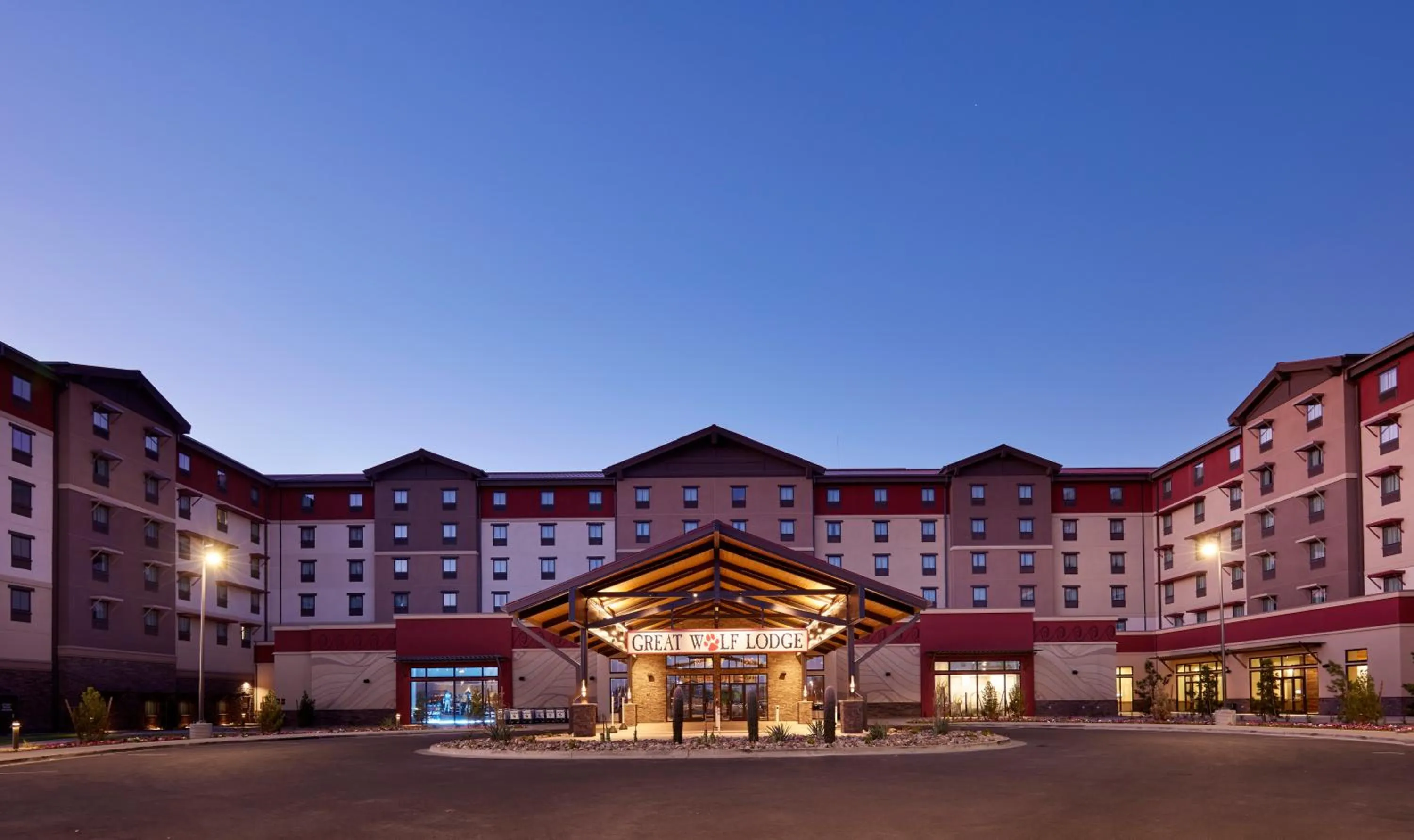 Property building in Great Wolf Lodge Arizona