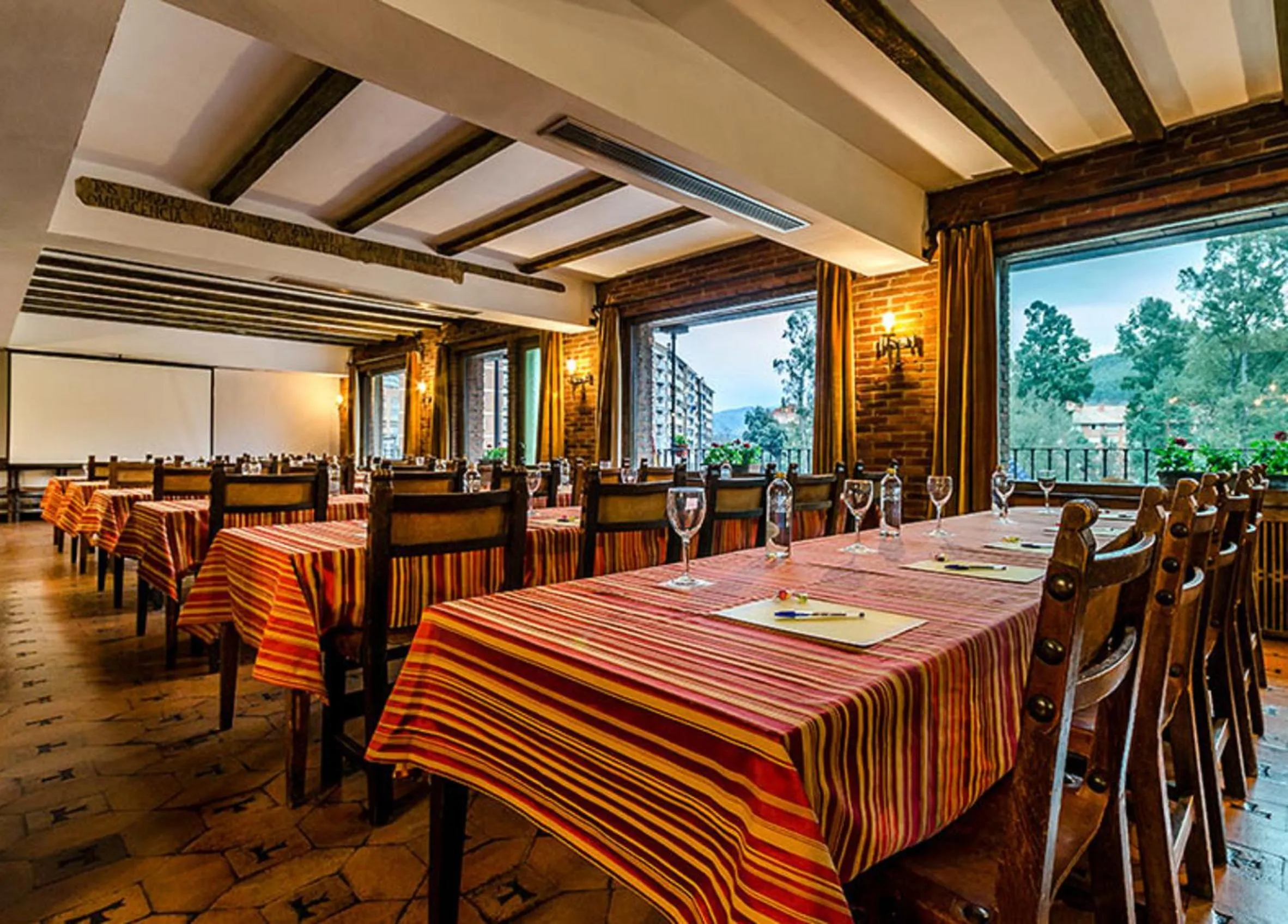 Restaurant/places to eat in Hotel Temple Ponferrada