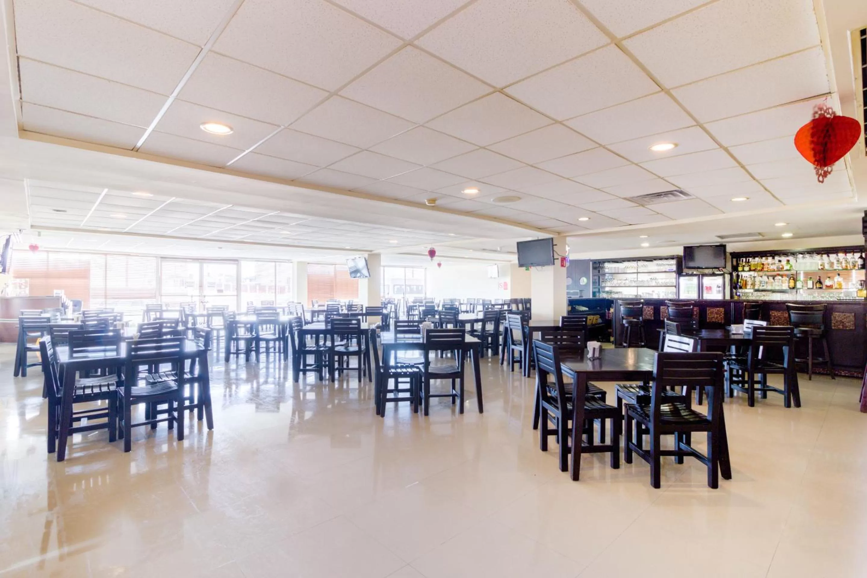 Restaurant/Places to Eat in Capital O Hotel Herederos, Piedras Negras