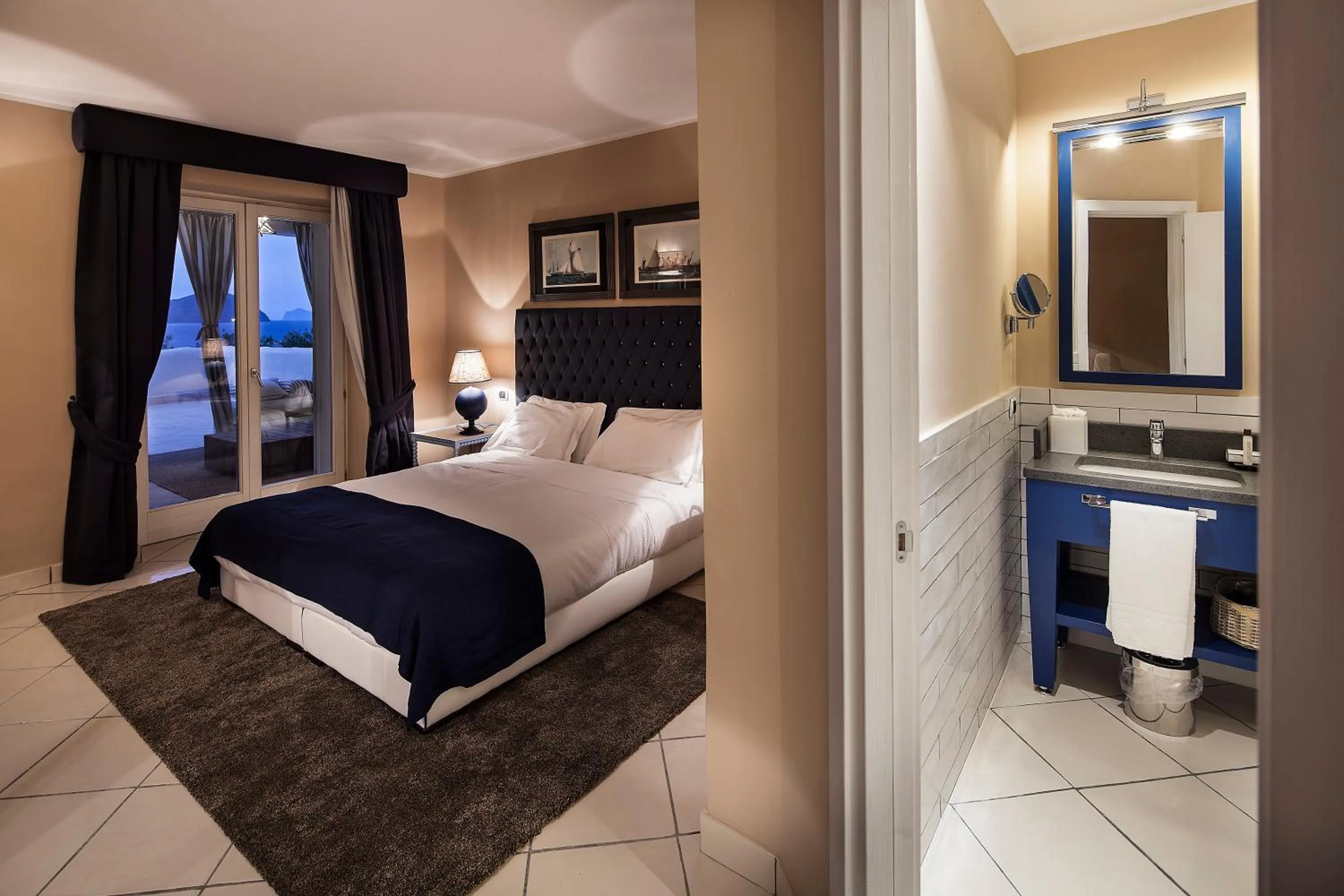 Suite Panarea in Therasia Resort Sea and SPA - The Leading Hotels of the World