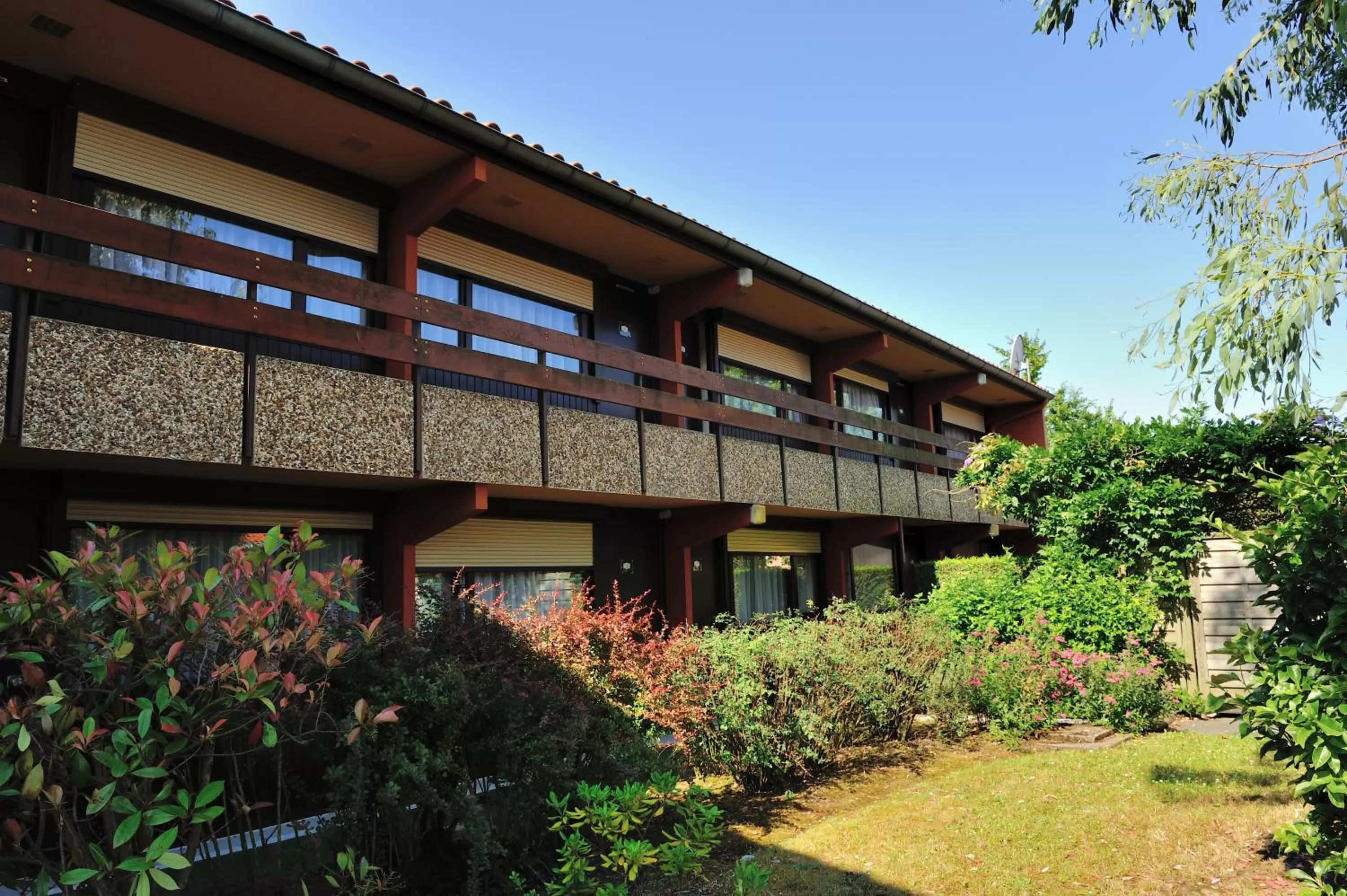 Facade/entrance in Campanile Cholet