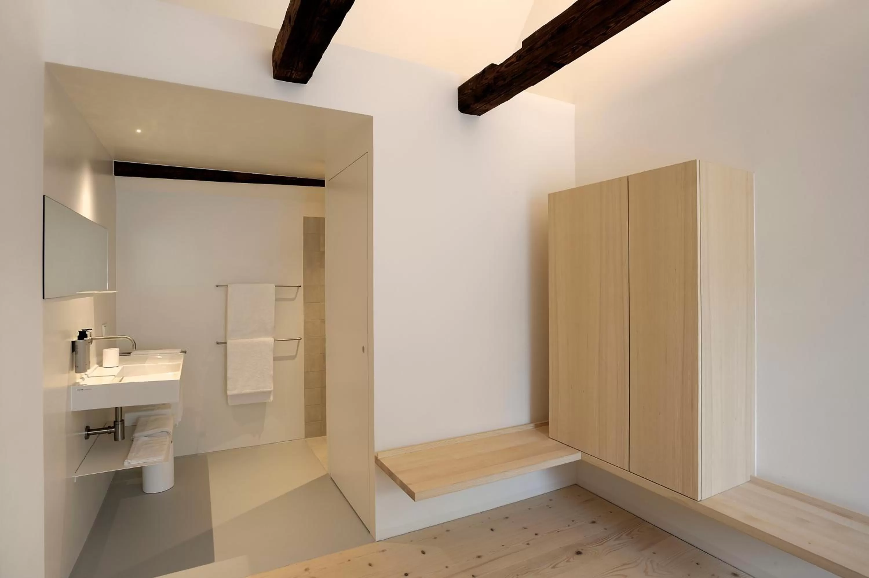 Decorative detail in BAR10ZIMMER