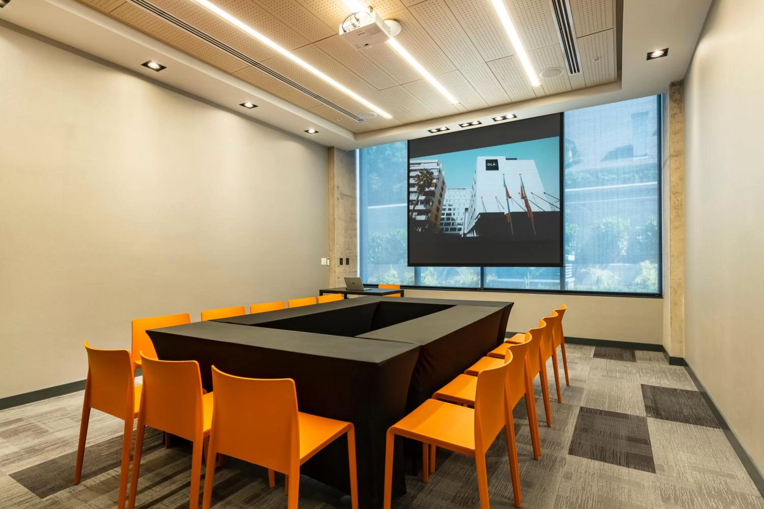 Meeting/conference room in Ola Santiago Providencia, Tapestry Collection by Hilton