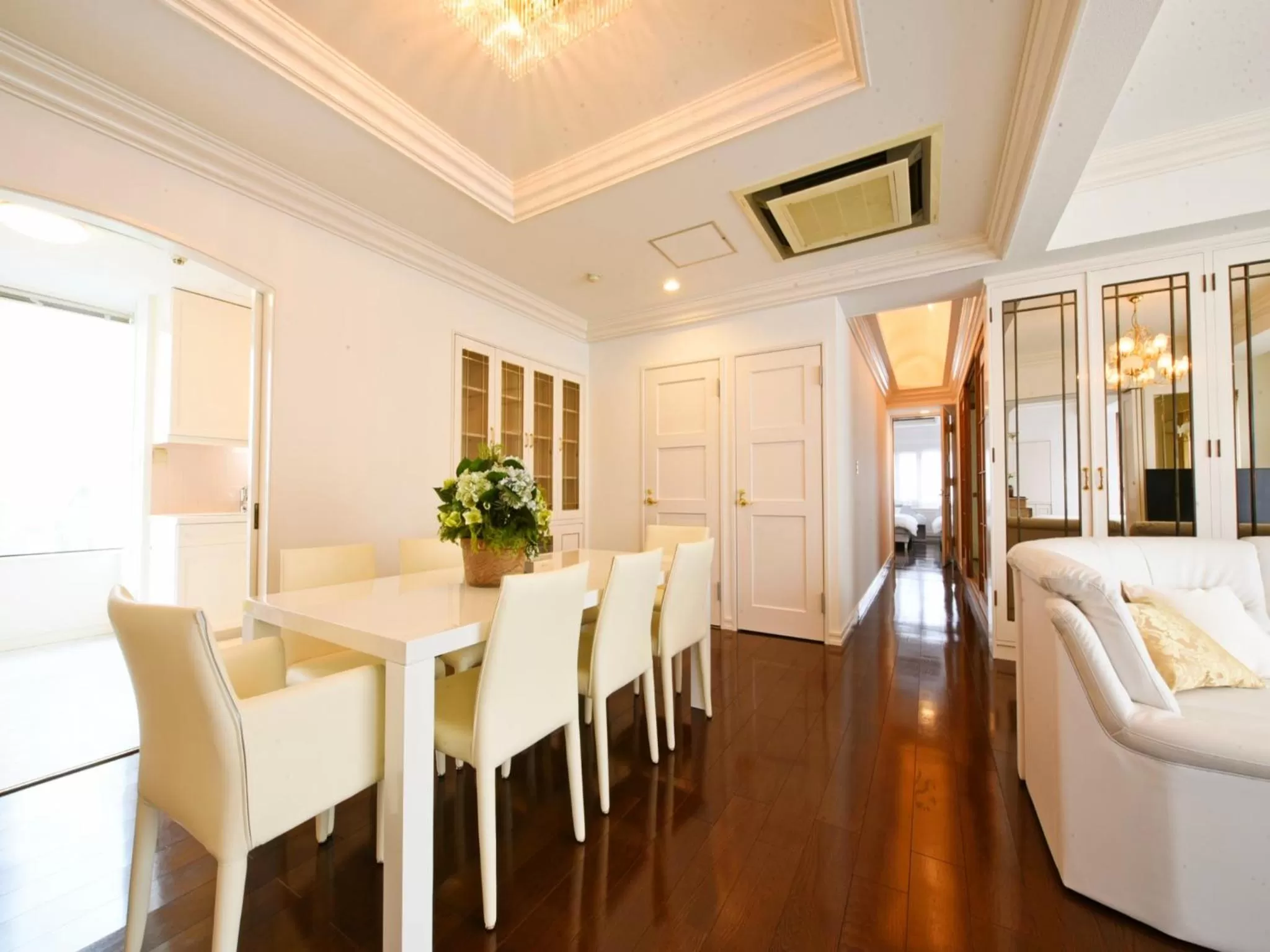 Living room, Dining Area in Hostel PLEASURE MARUYAMA