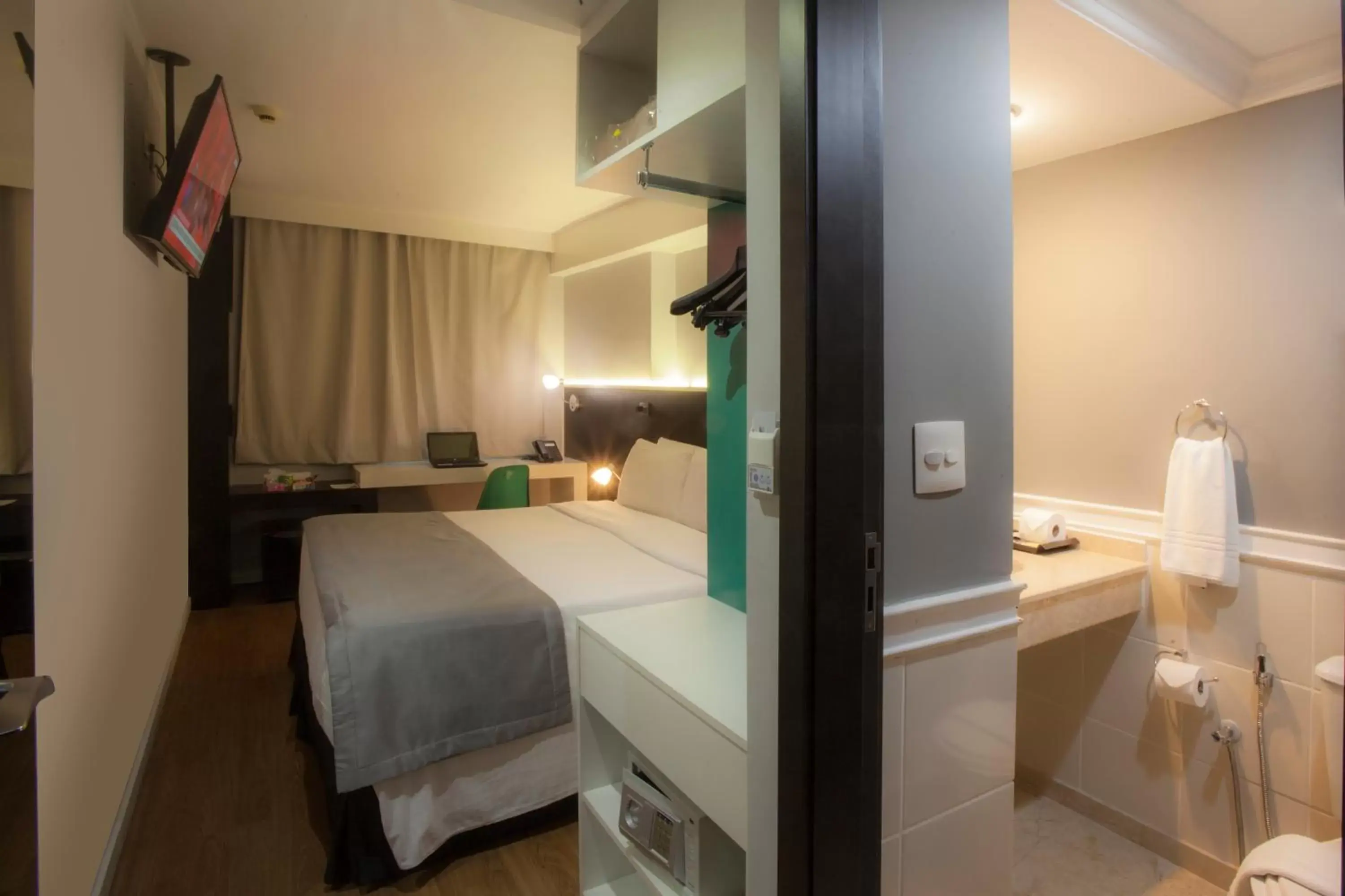 Quarto Standard com Cama Casal in Hotel WZ Jardins Quarto Standard com Cama Casal in Hotel WZ Jardins