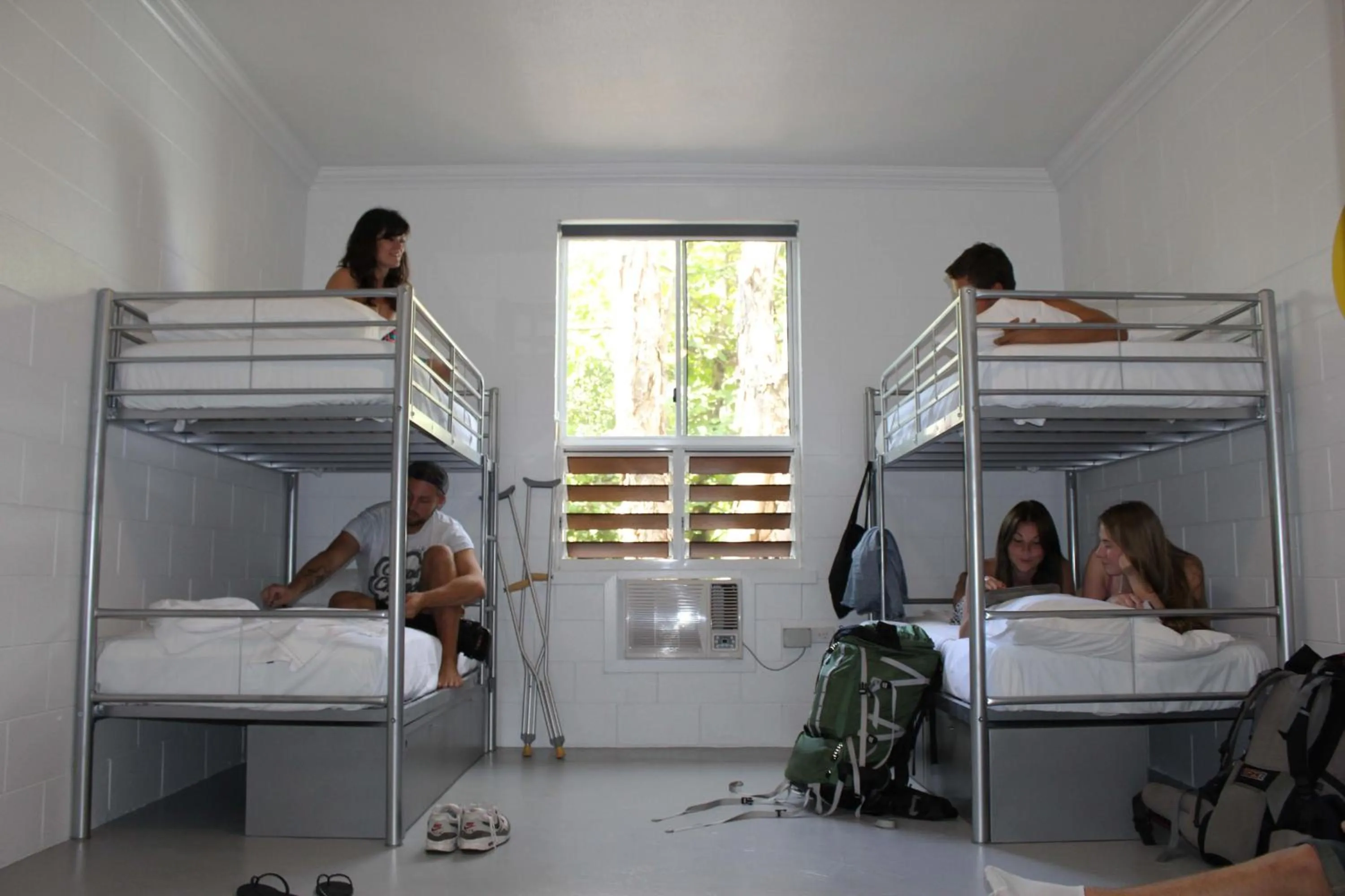 Bedroom, Bed in Port Douglas Backpackers