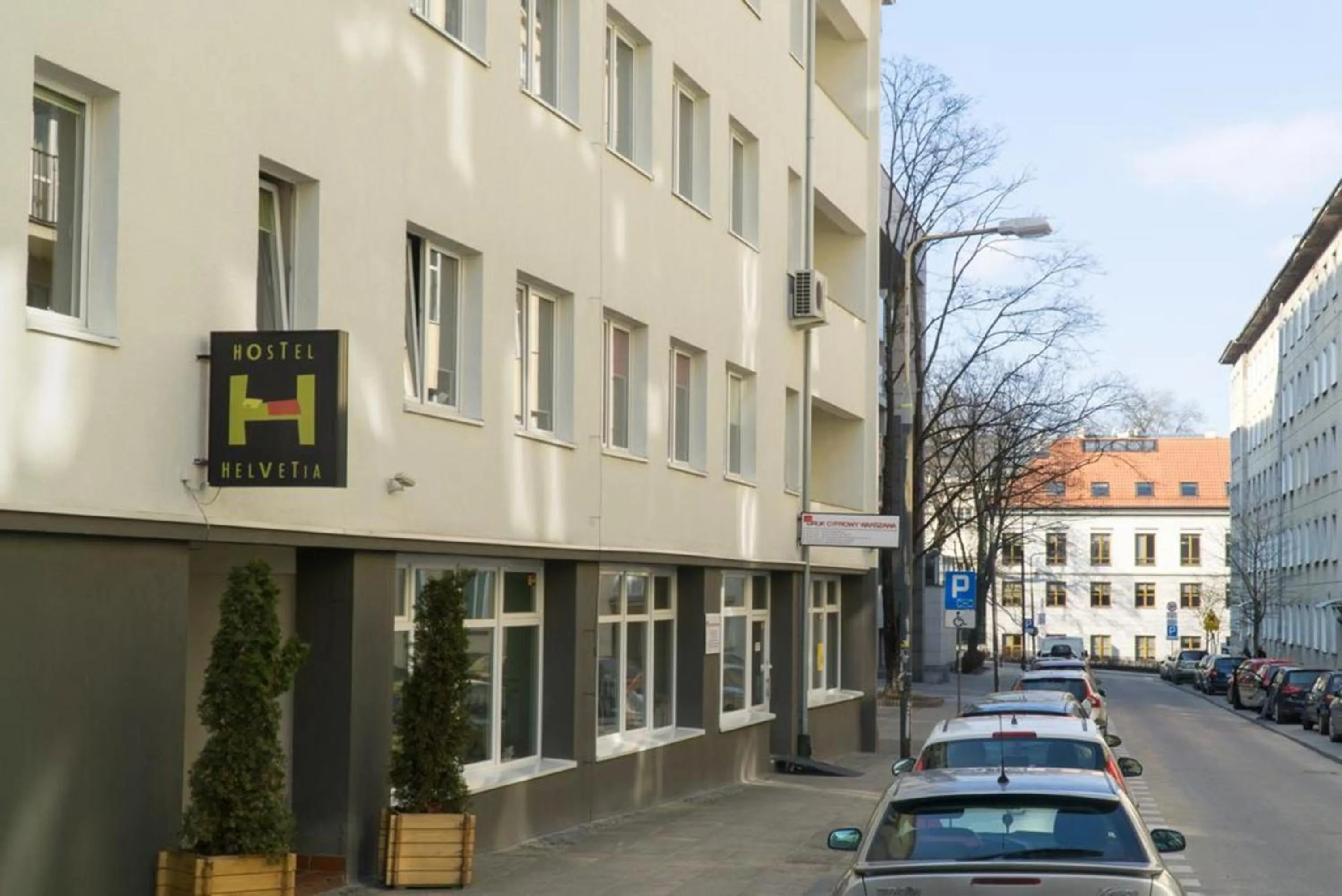 Property building in Hostel Helvetia Rooms Warsaw CITY CENTER and OLD TOWN