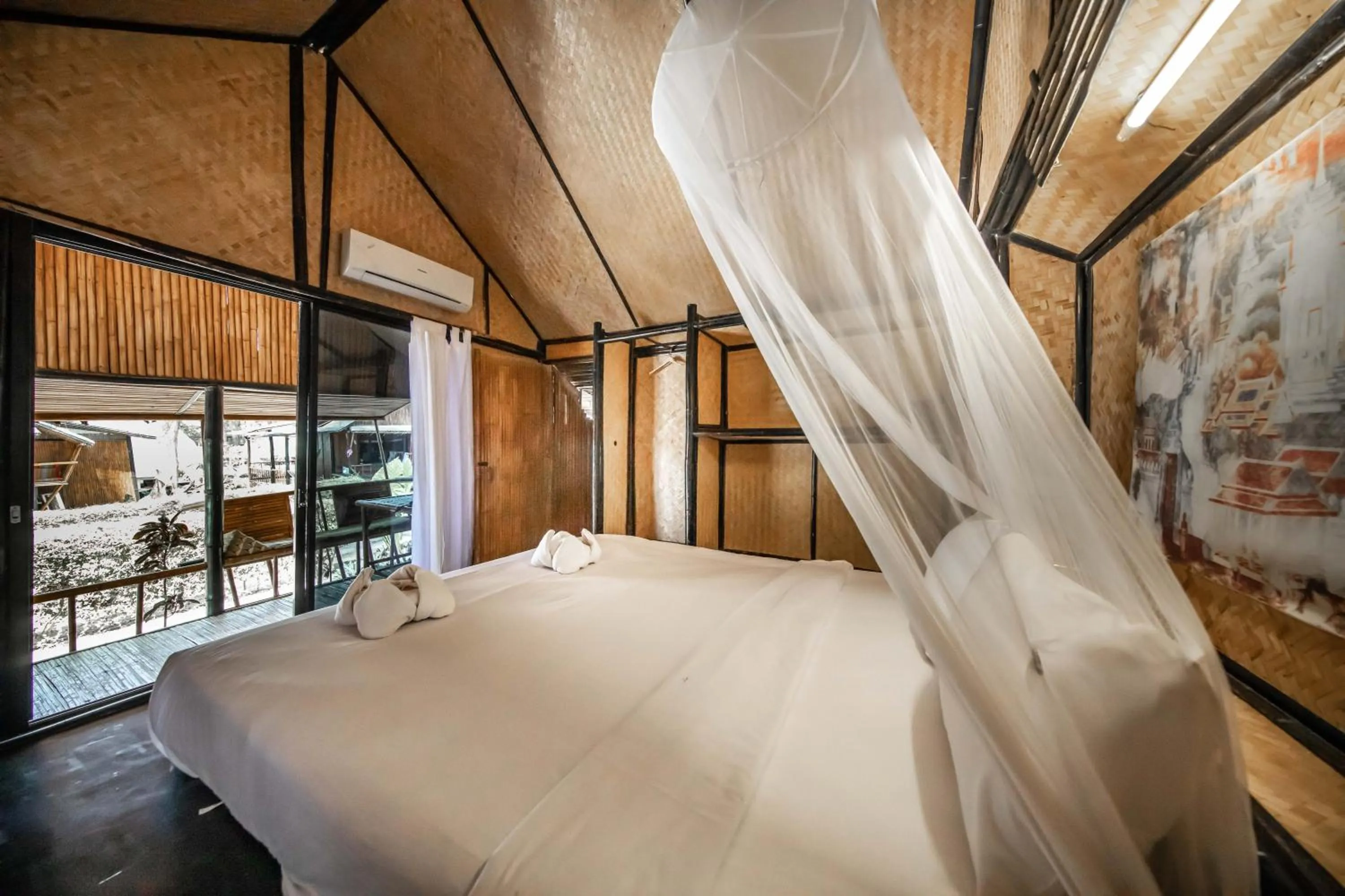 Bedroom, Bed in Eco Lanta Hideaway Beach Resort