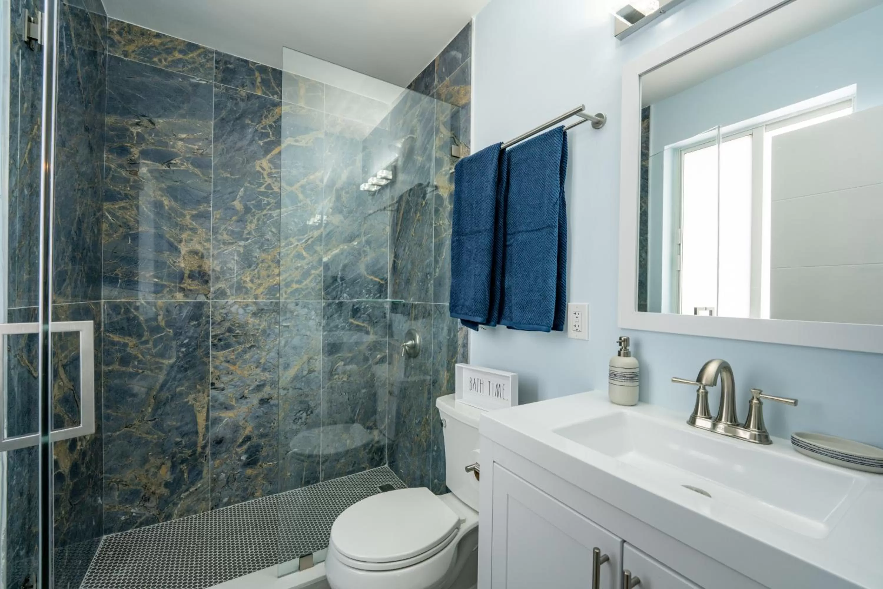 Bathroom in The Surf Hollywood Beach