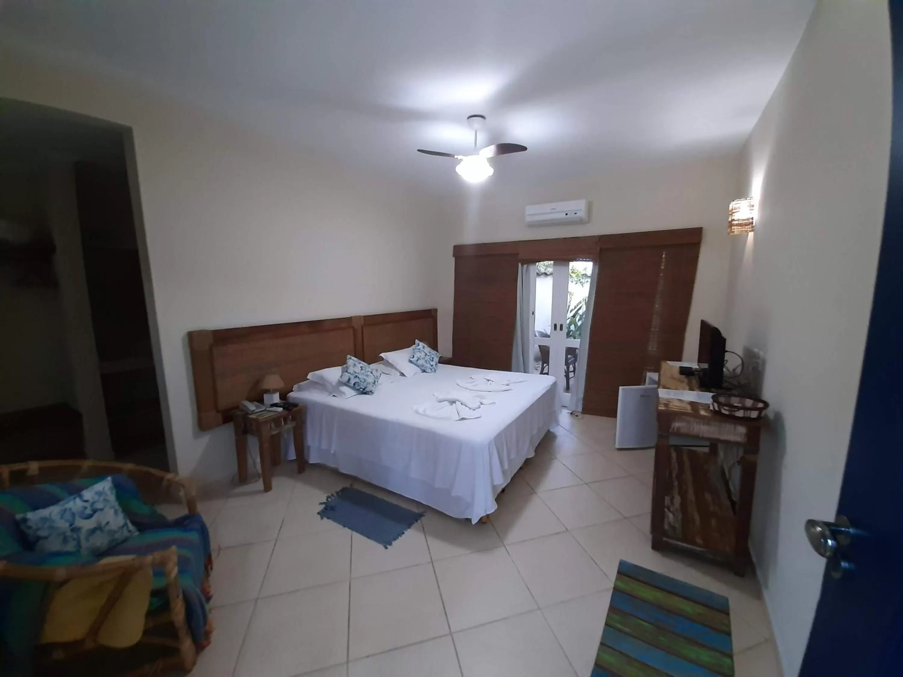 Restaurant/Places to Eat in Pousada Pomar Paraty