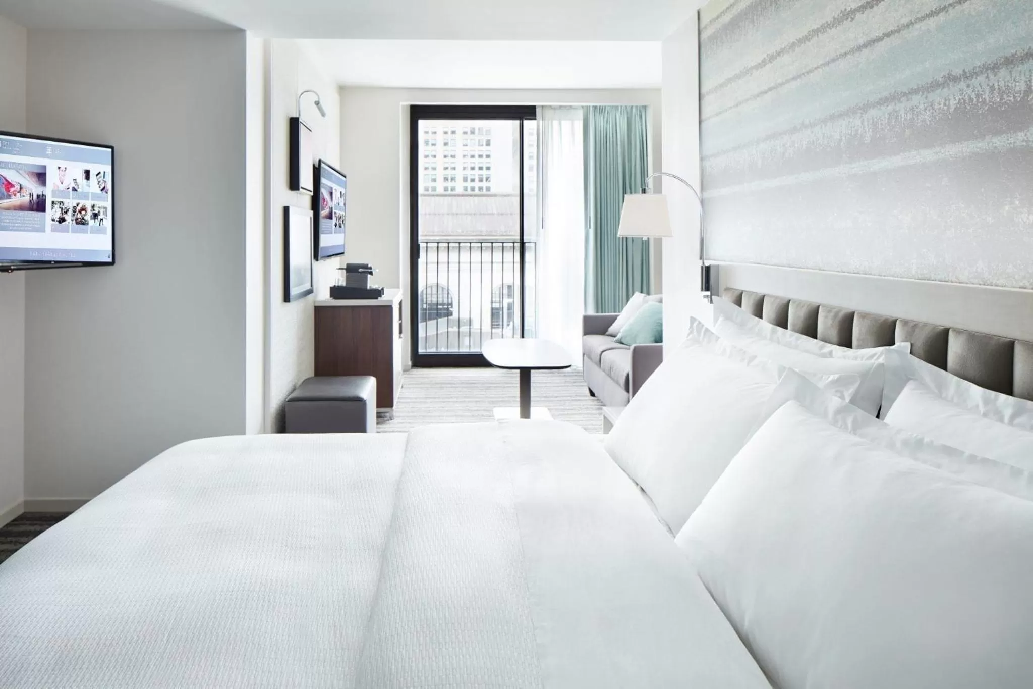 Bed in Park Terrace Hotel