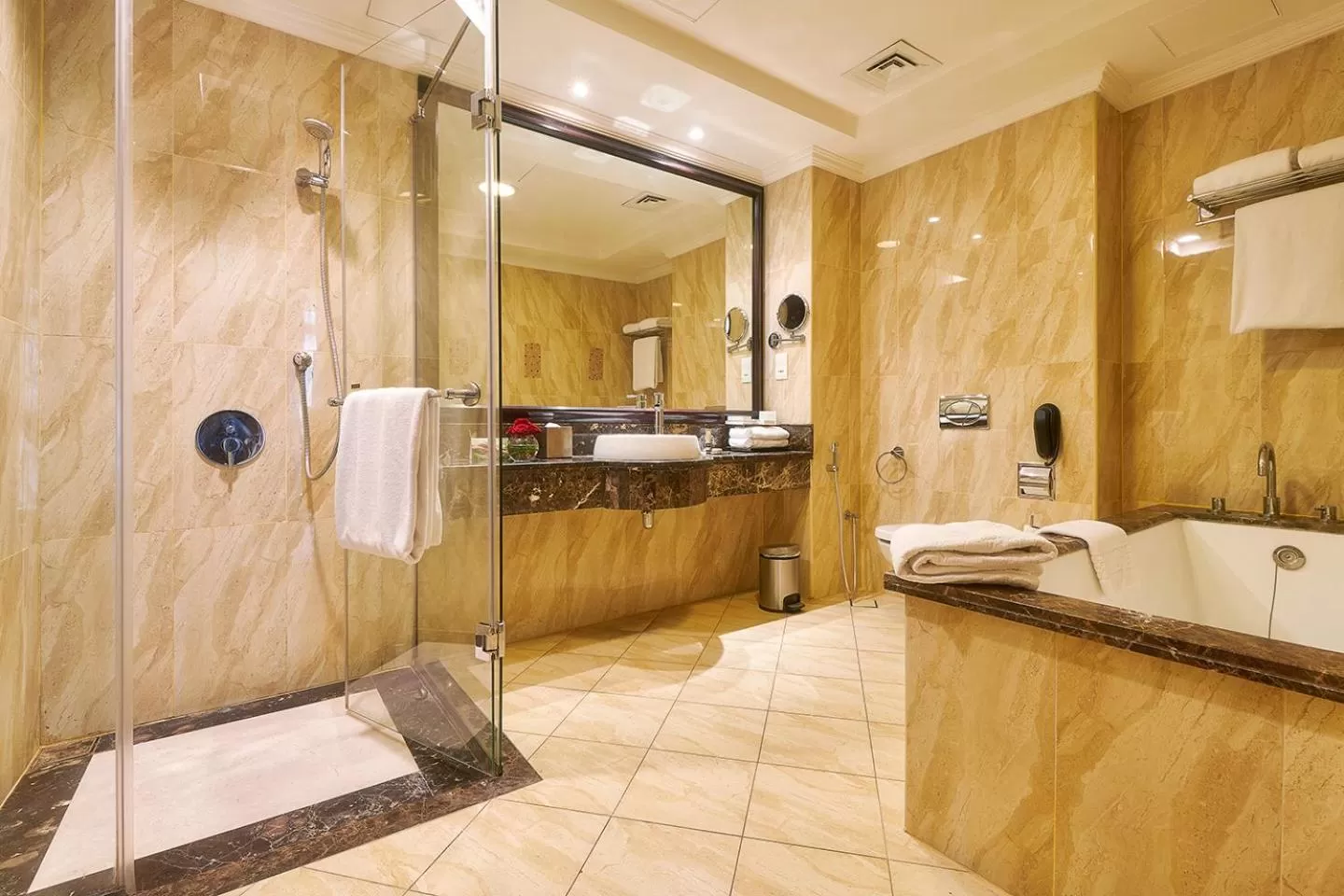 Shower in Bahi Ajman Palace Hotel