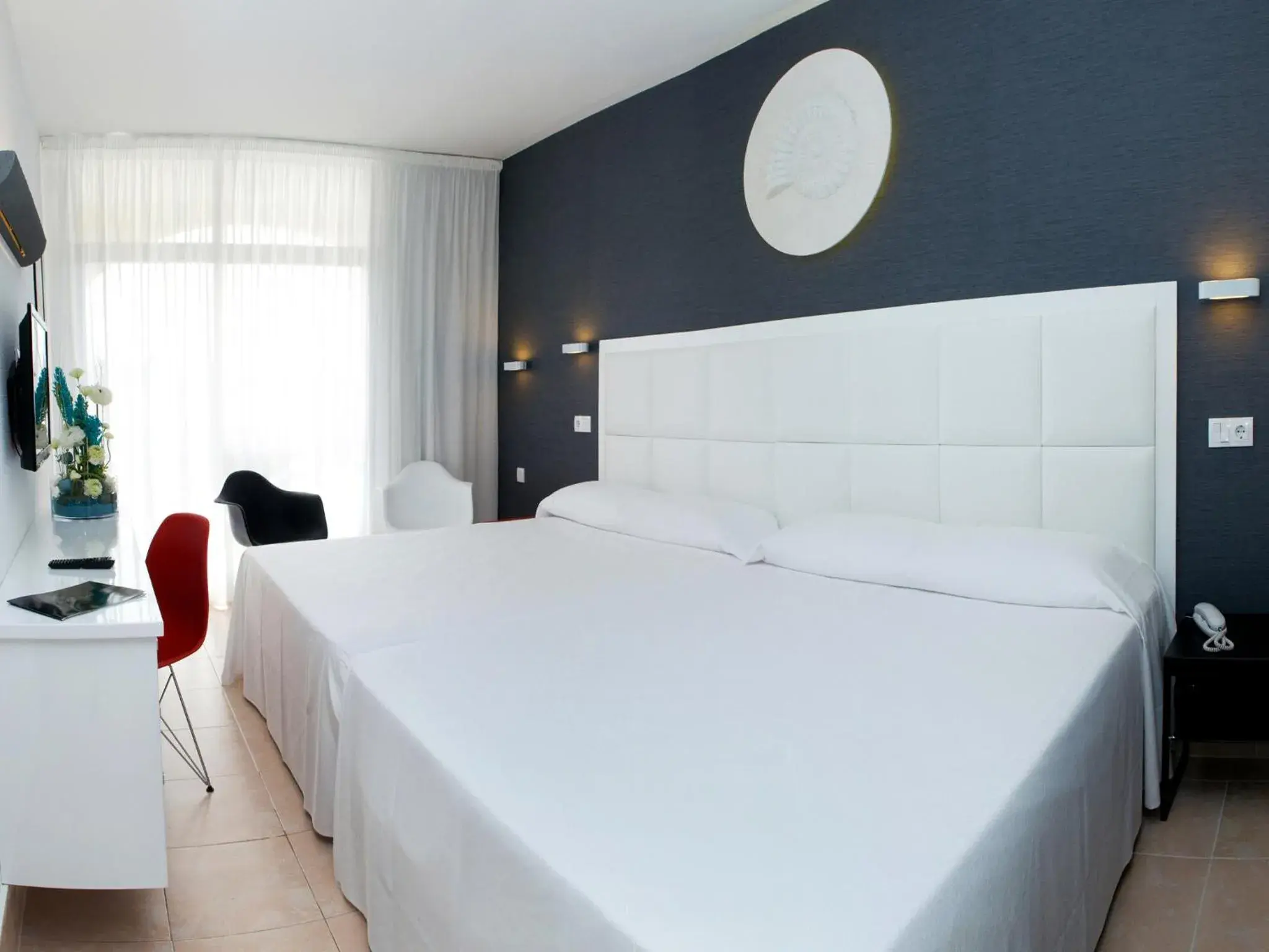 Double Room (2 Adults + 1 Child ) in Evenia Olympic Garden Double Room (2 Adults + 1 Child ) in Evenia Olympic Garden