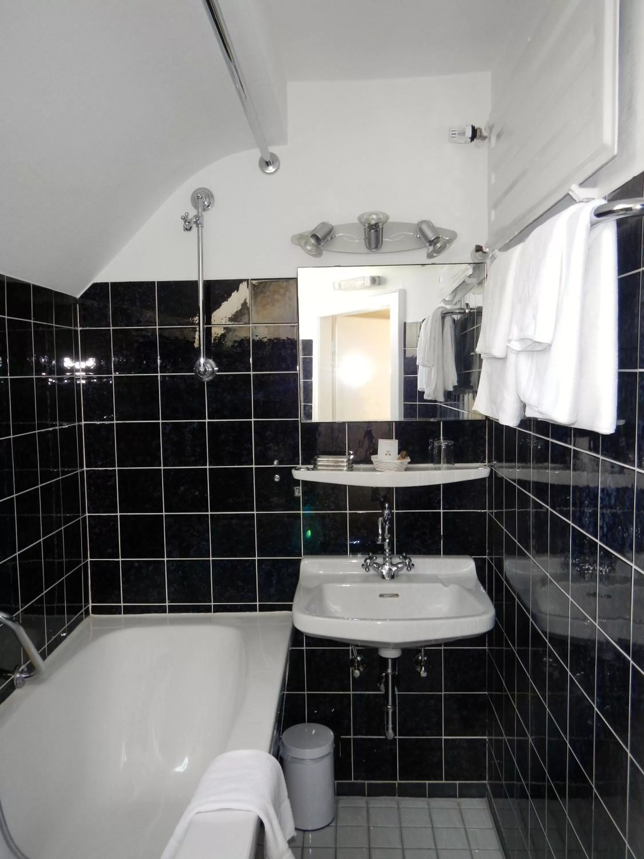 Bathroom in Hotel Villa Meererbusch