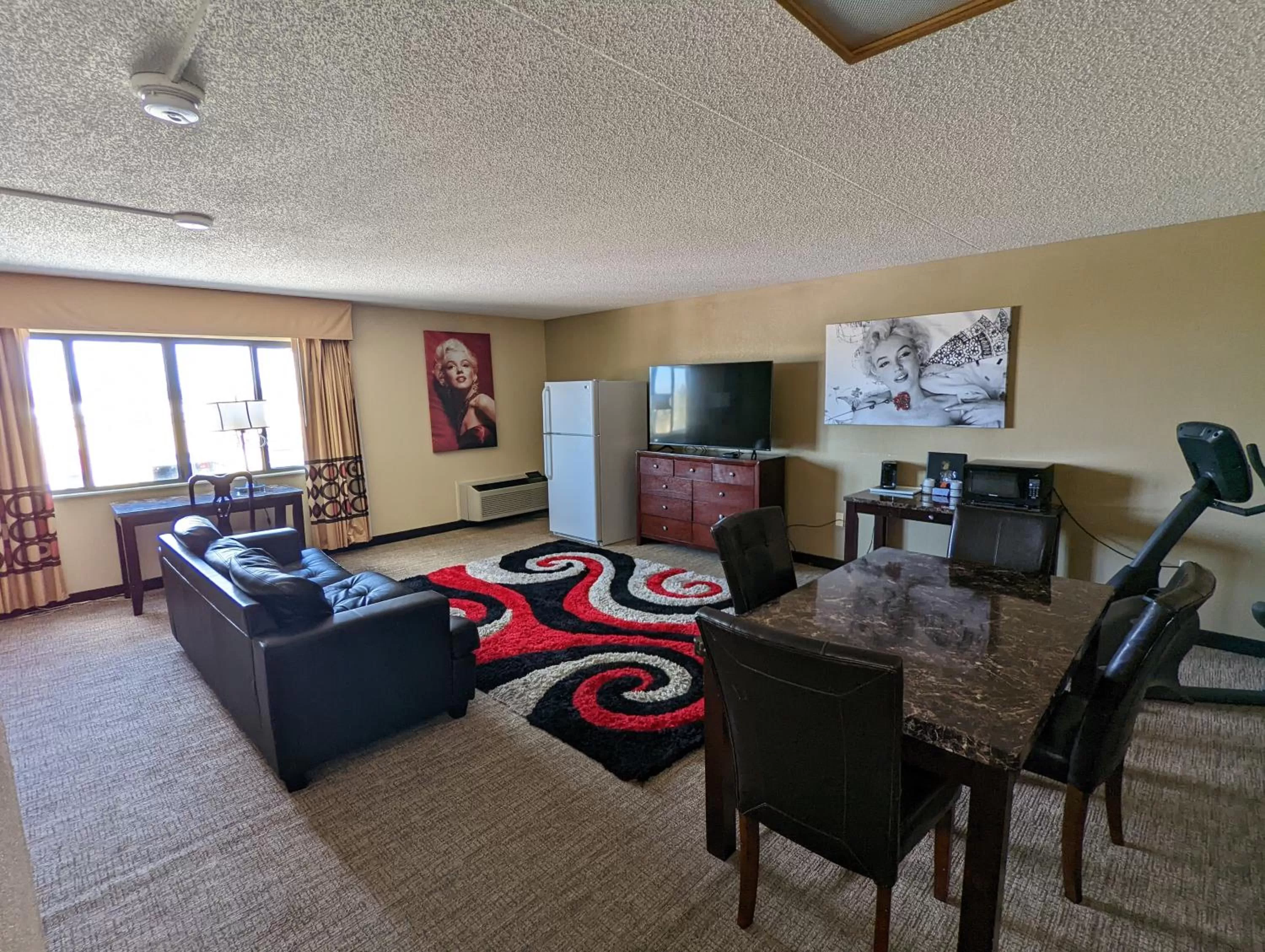 Super 8 by Wyndham Wichita North