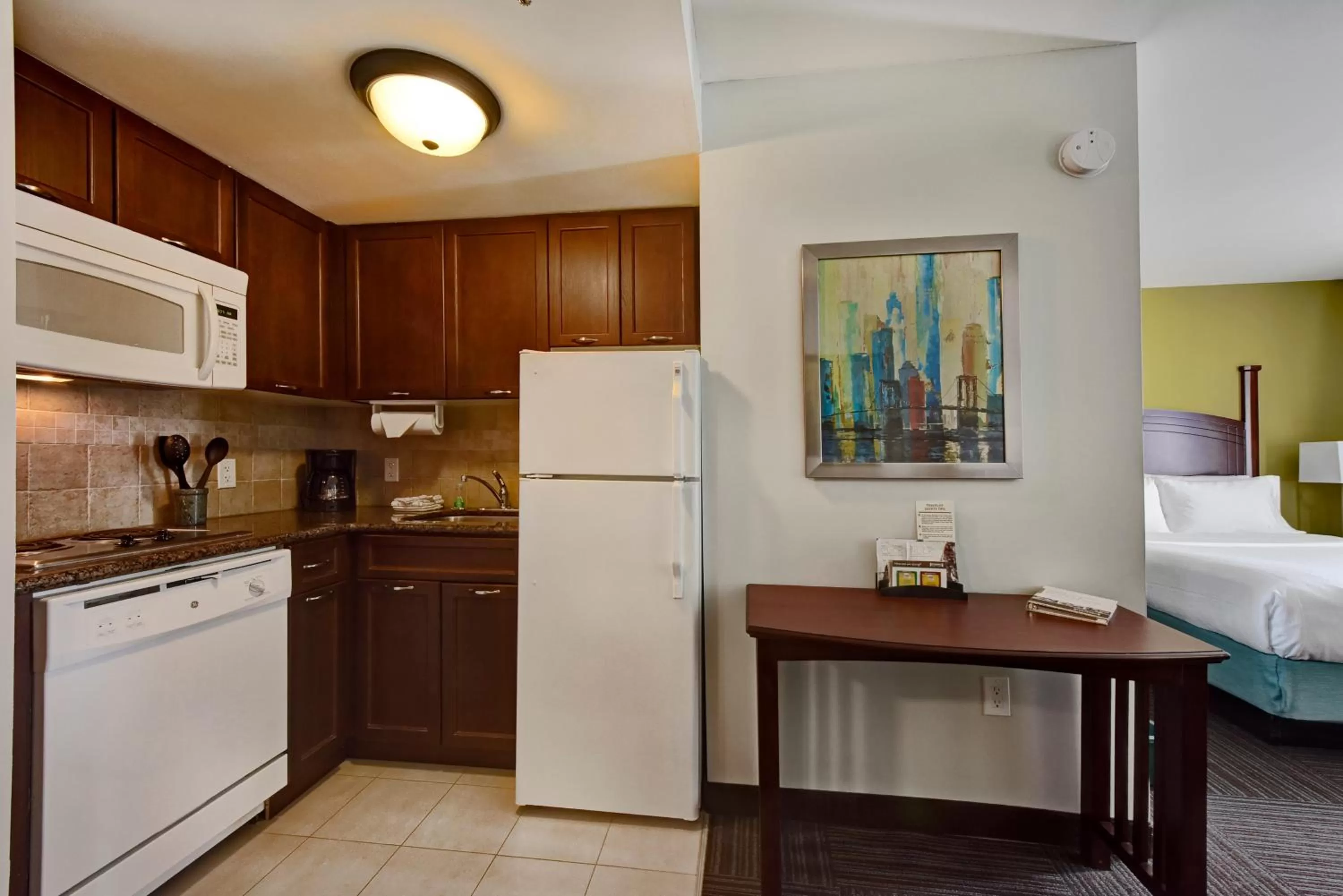 One-Bedroom One Queen Roll In Shower - Non-Smoking in Staybridge Suites Guelph, an IHG Hotel