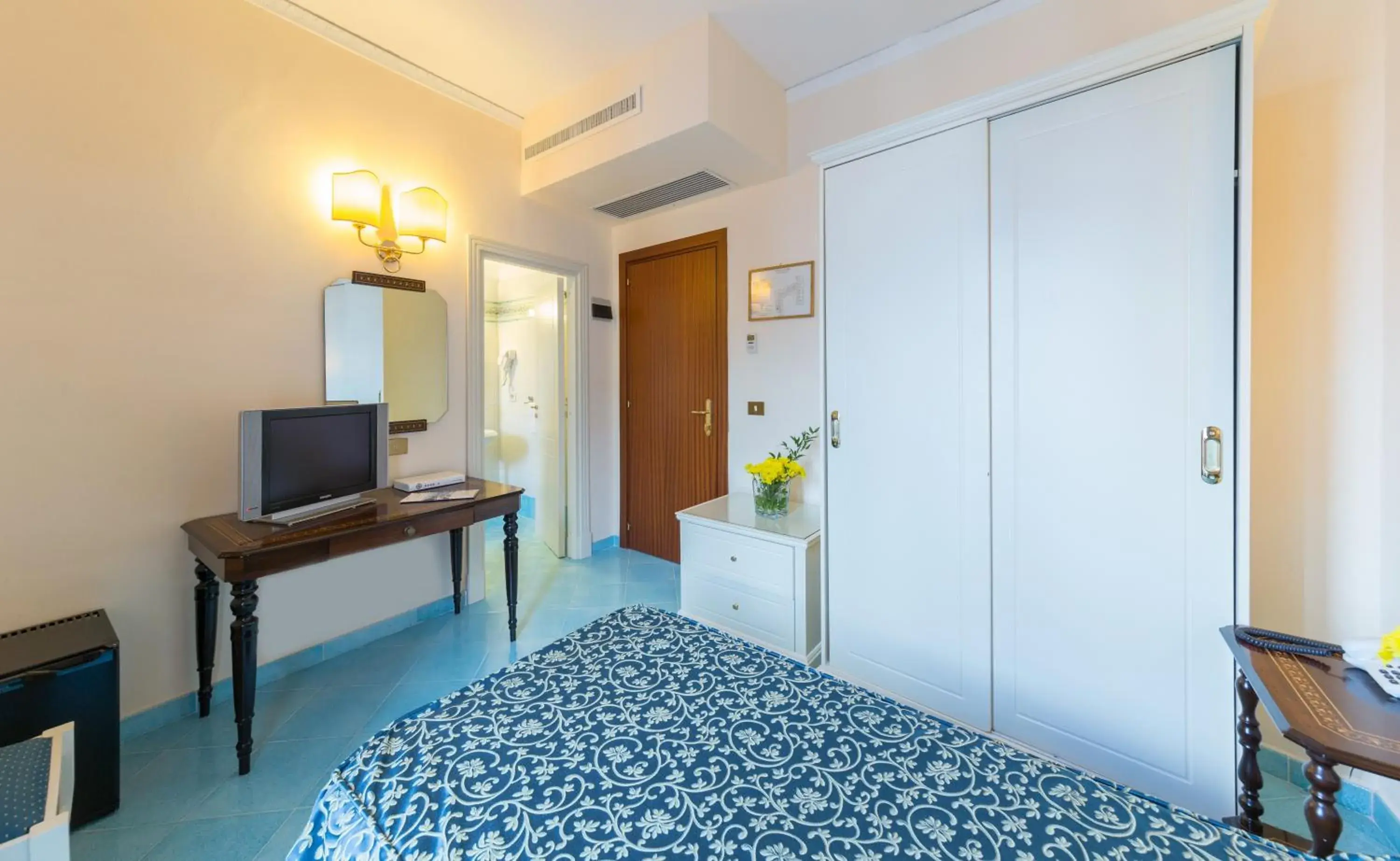 Standard Single Room in Hotel Iaccarino Standard Single Room in Hotel Iaccarino