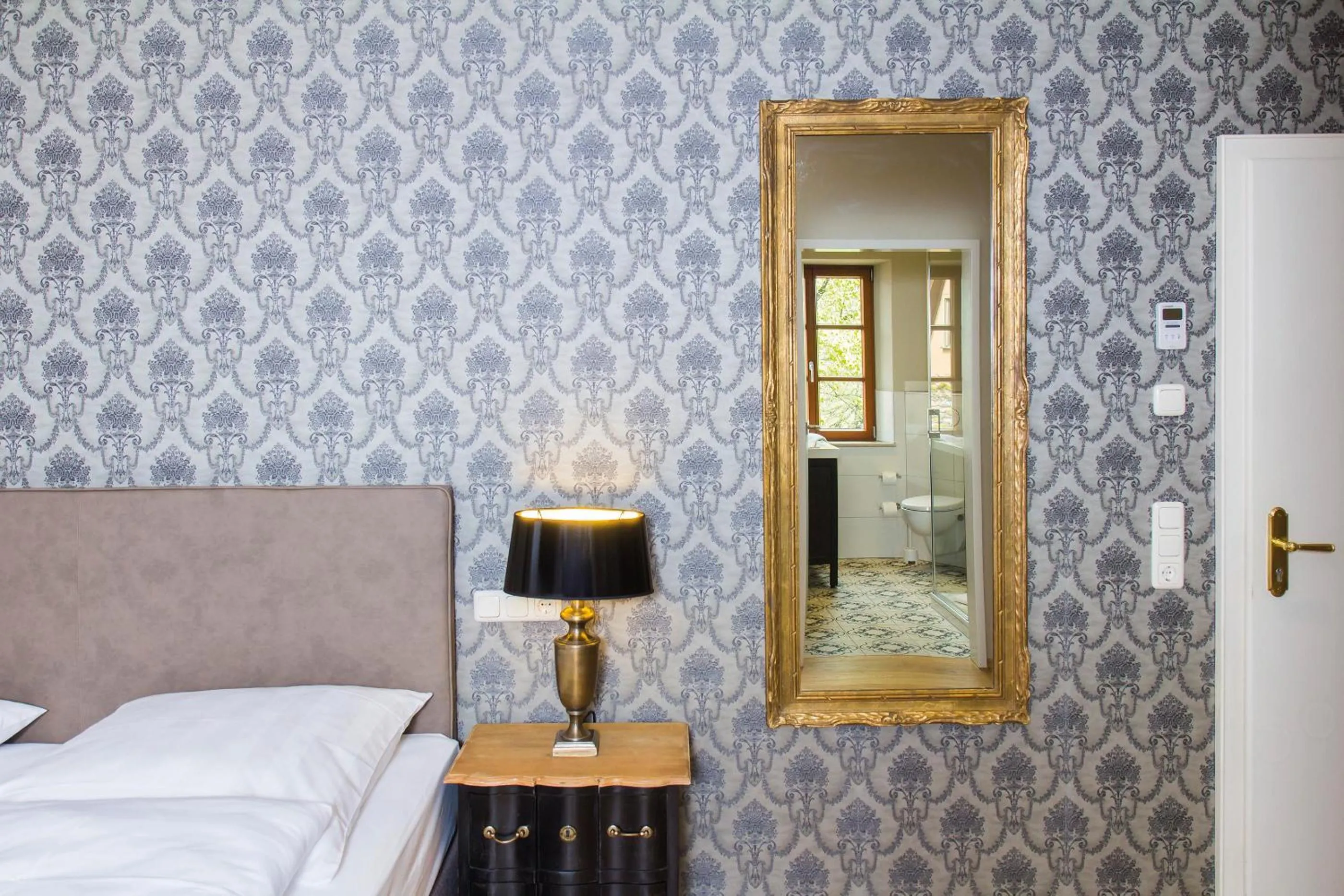 Photo of the whole room, Bed in Hotel Reichsküchenmeister