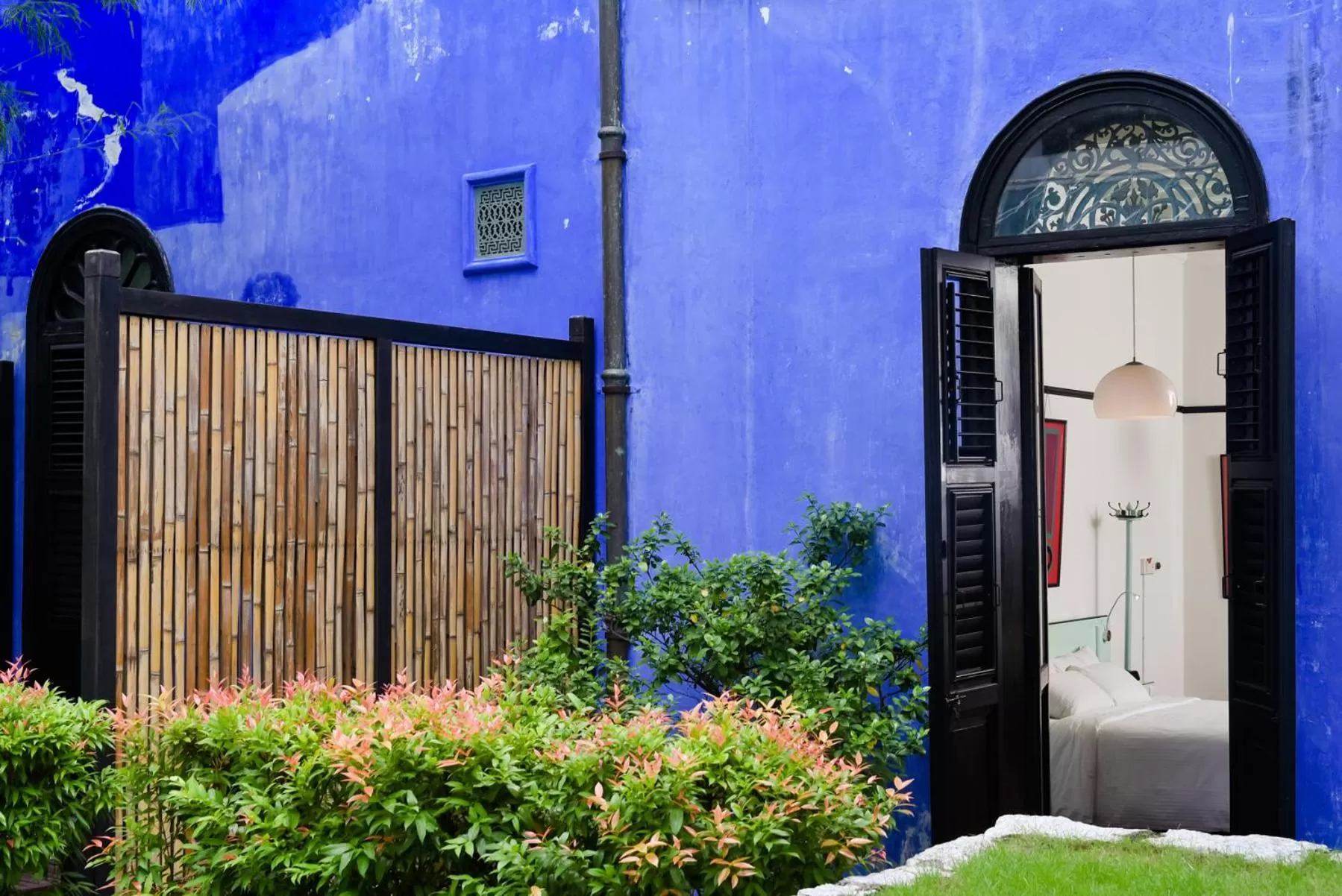 Garden in Cheong Fatt Tze - The Blue Mansion