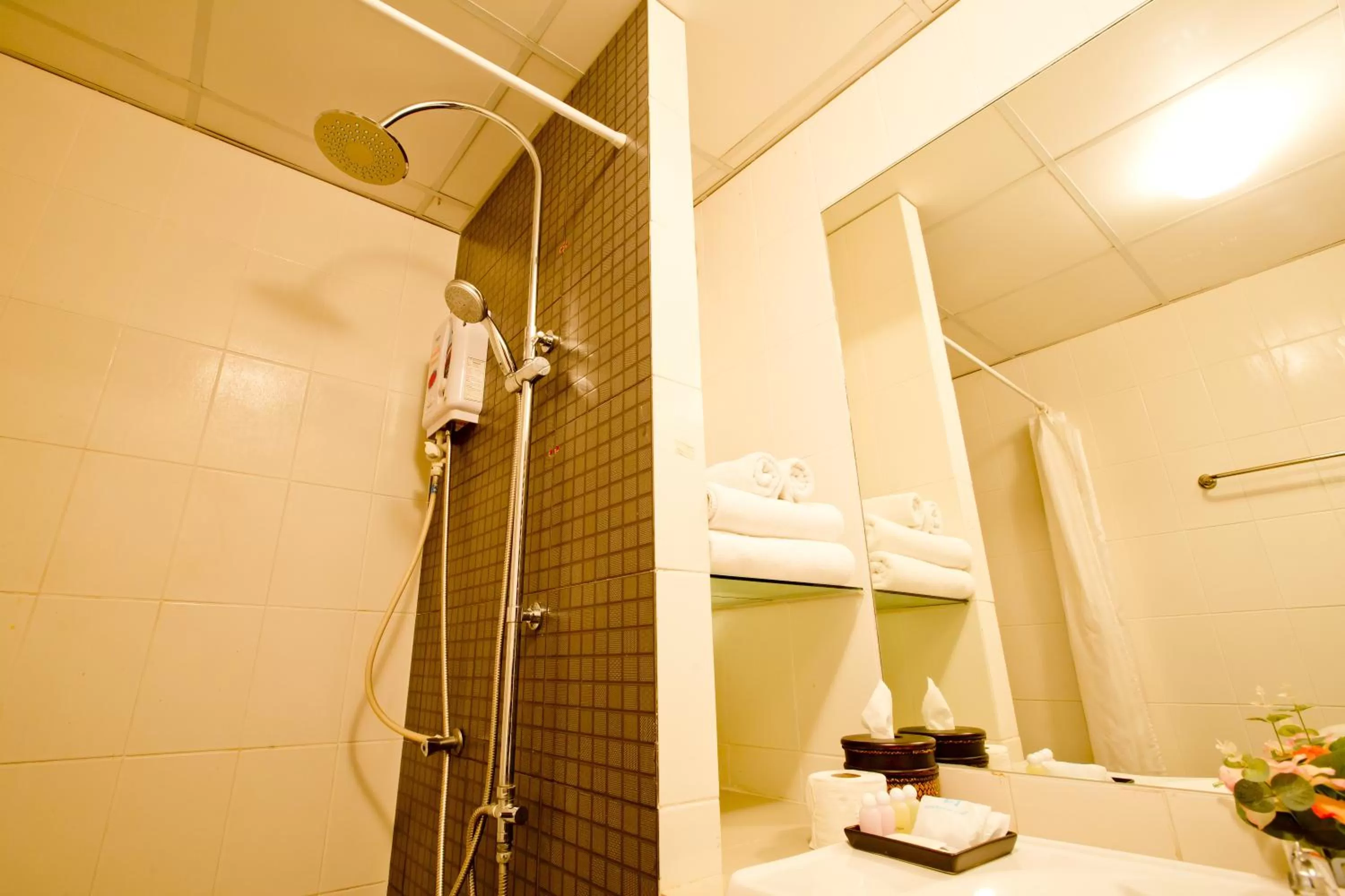 Bathroom in Sinsuvarn Airport Suite Hotel
