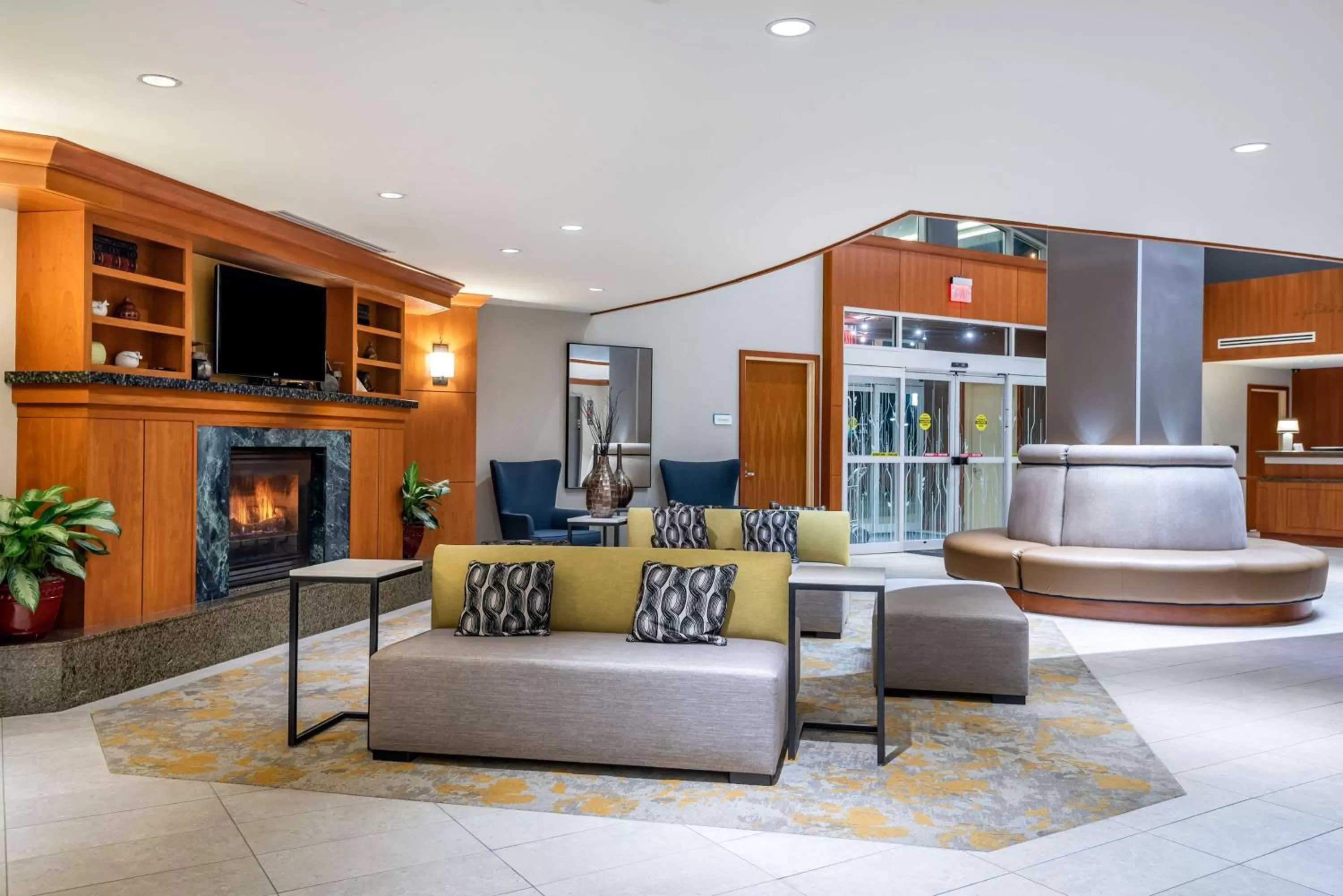 Lobby or reception in Hilton Garden Inn Tysons Corner
