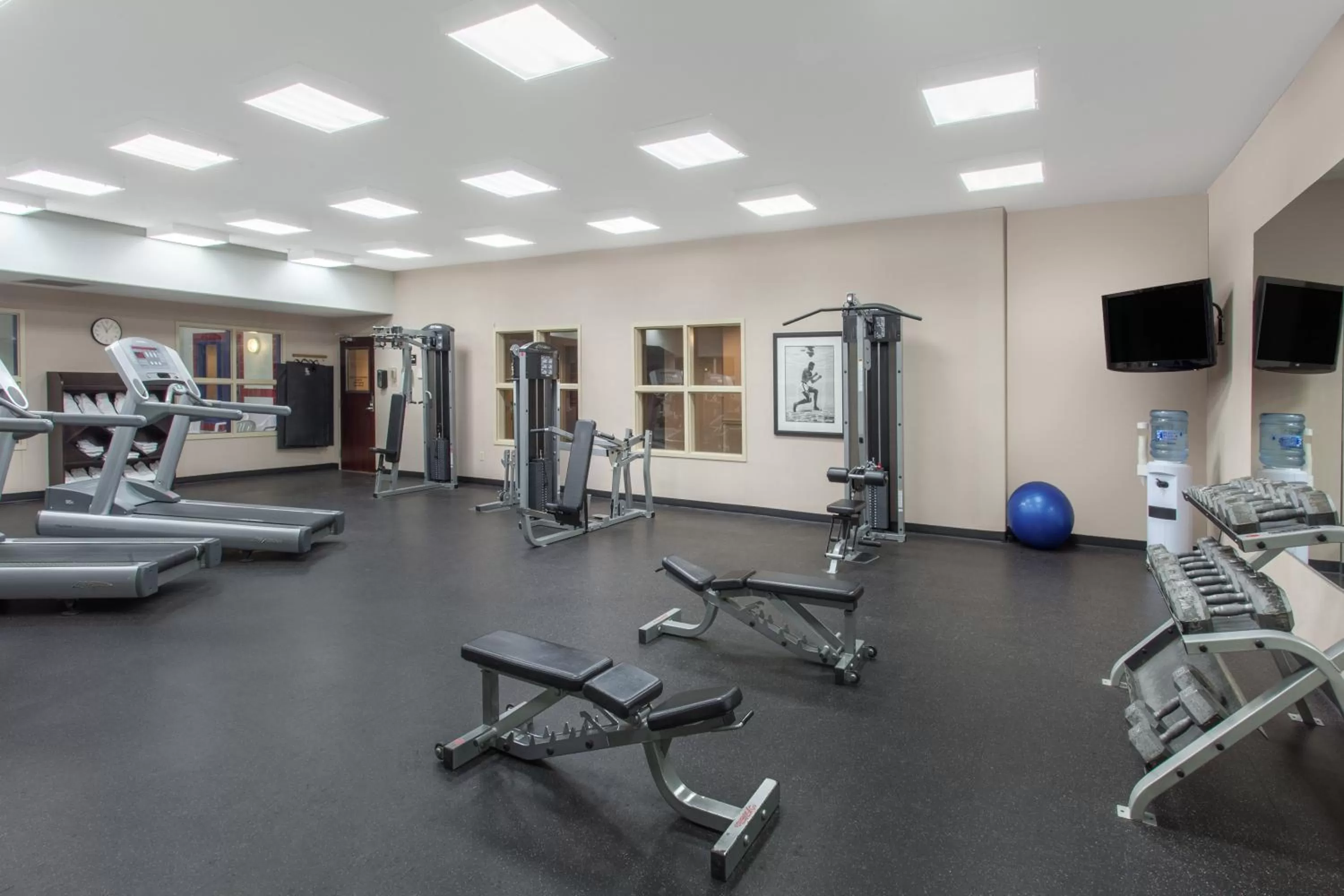 Fitness centre/facilities in Ramada by Wyndham Brooks