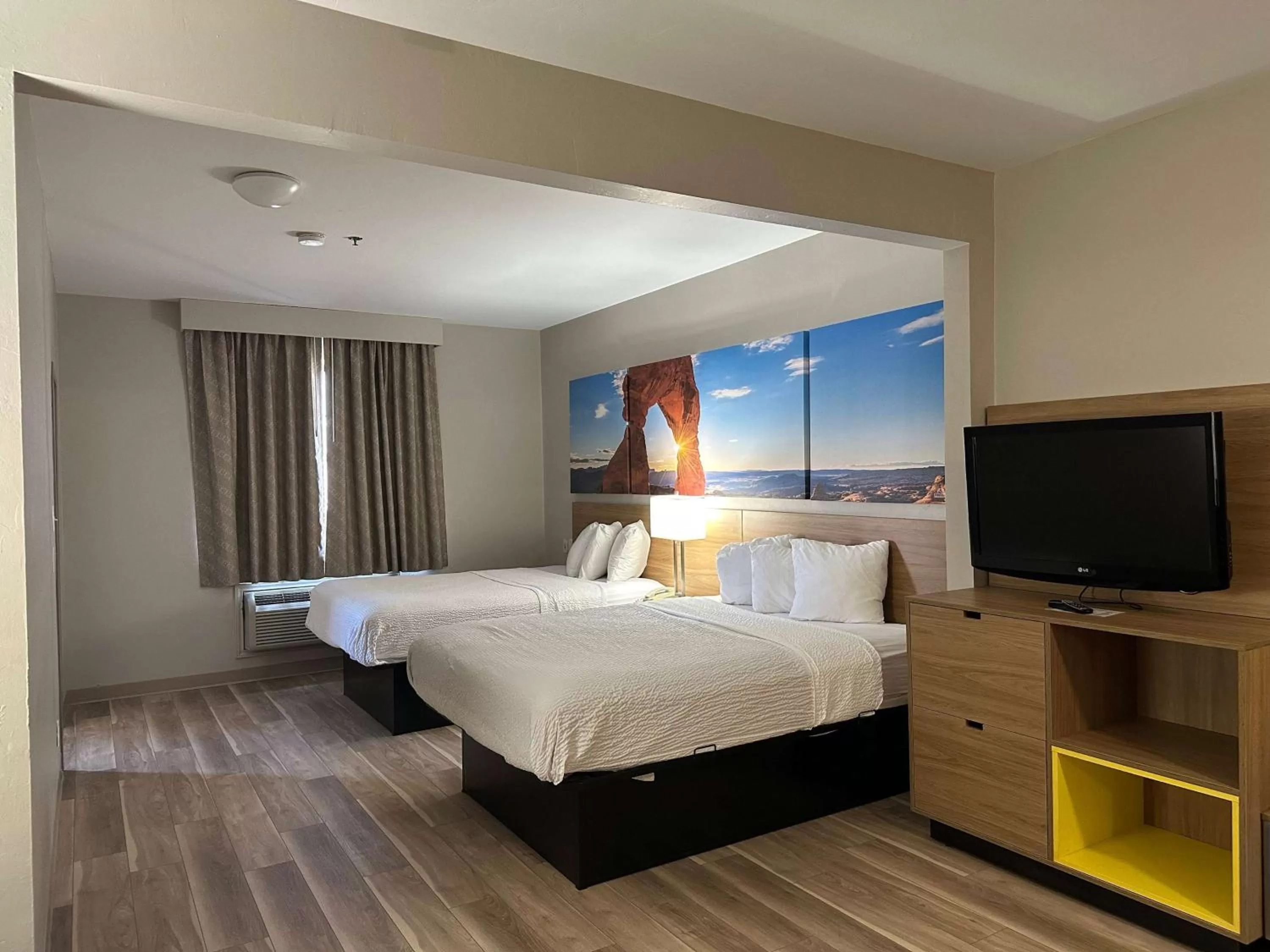 Bed in Days Inn by Wyndham Oklahoma City