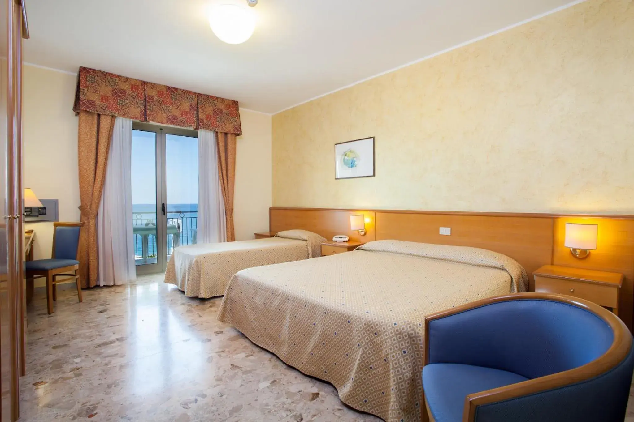Classic Double or Twin Room in Hotel La Tonnara Classic Double or Twin Room in Hotel La Tonnara