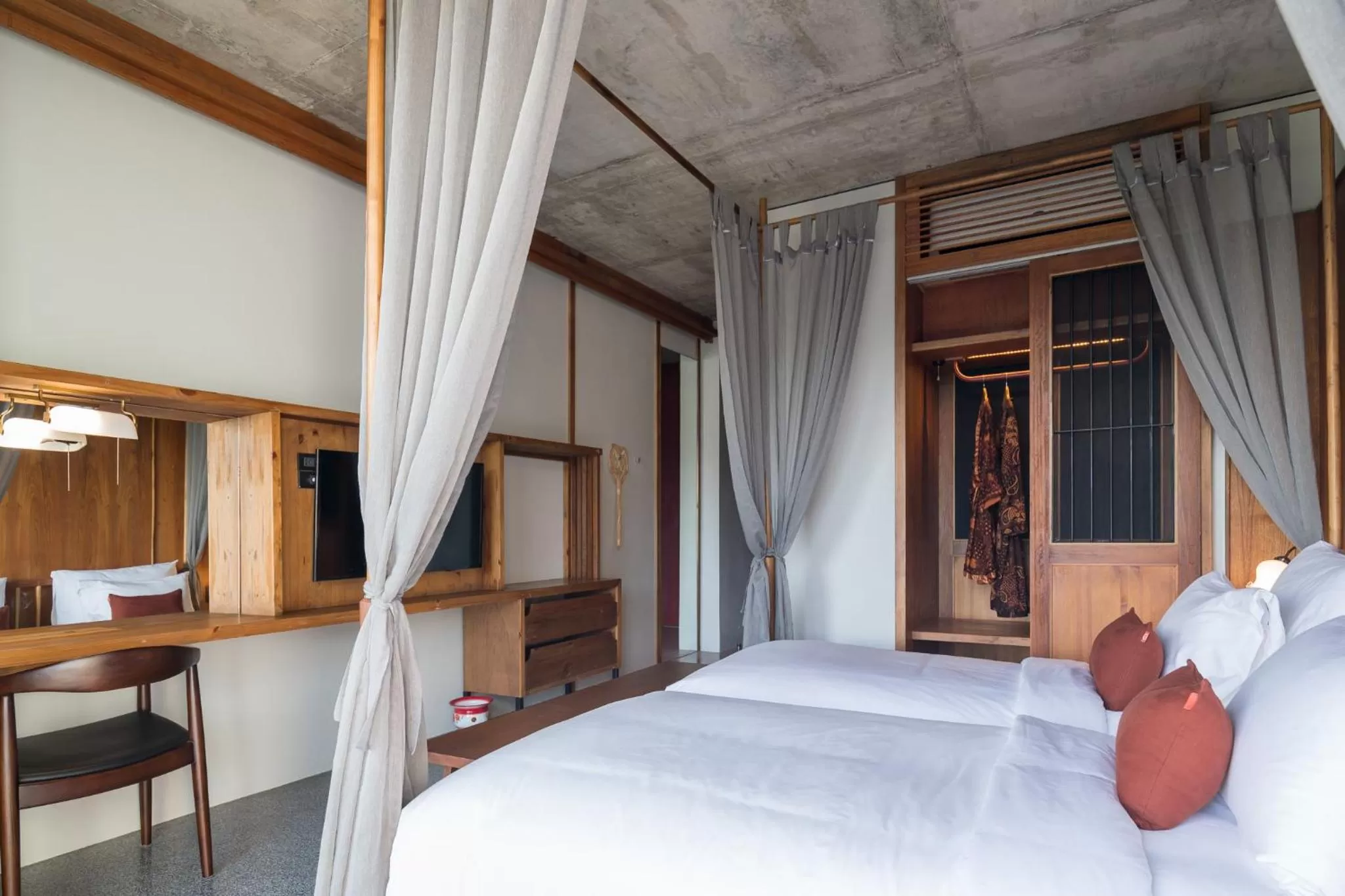 Bed in Hotel Gahn Khao Lak