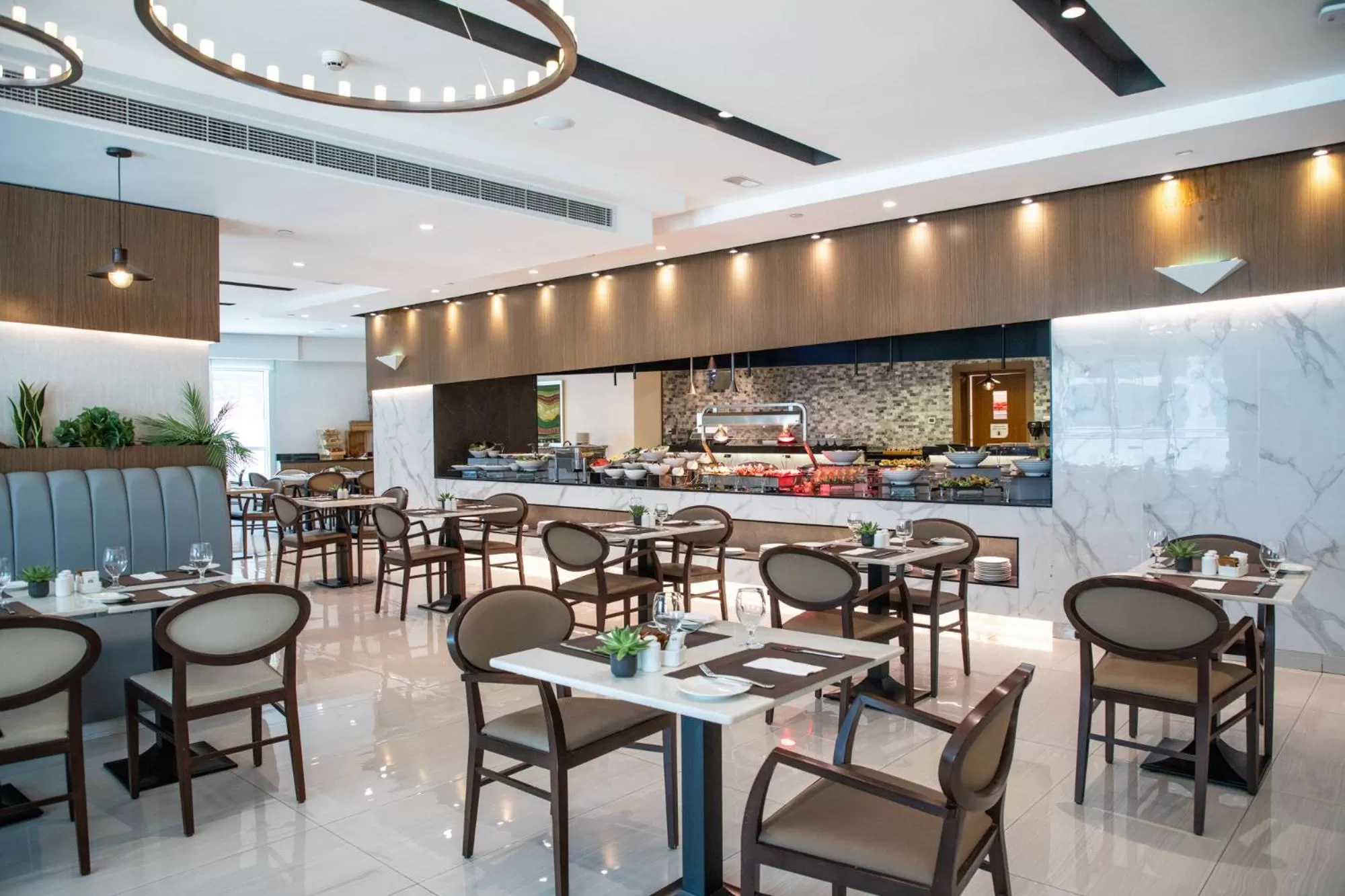 Restaurant/places to eat in Elite Byblos Hotel